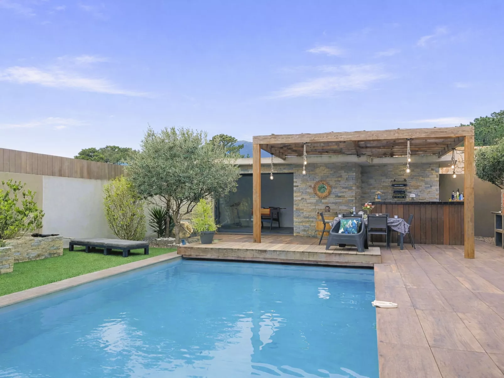 Villa les lieges - Buiten