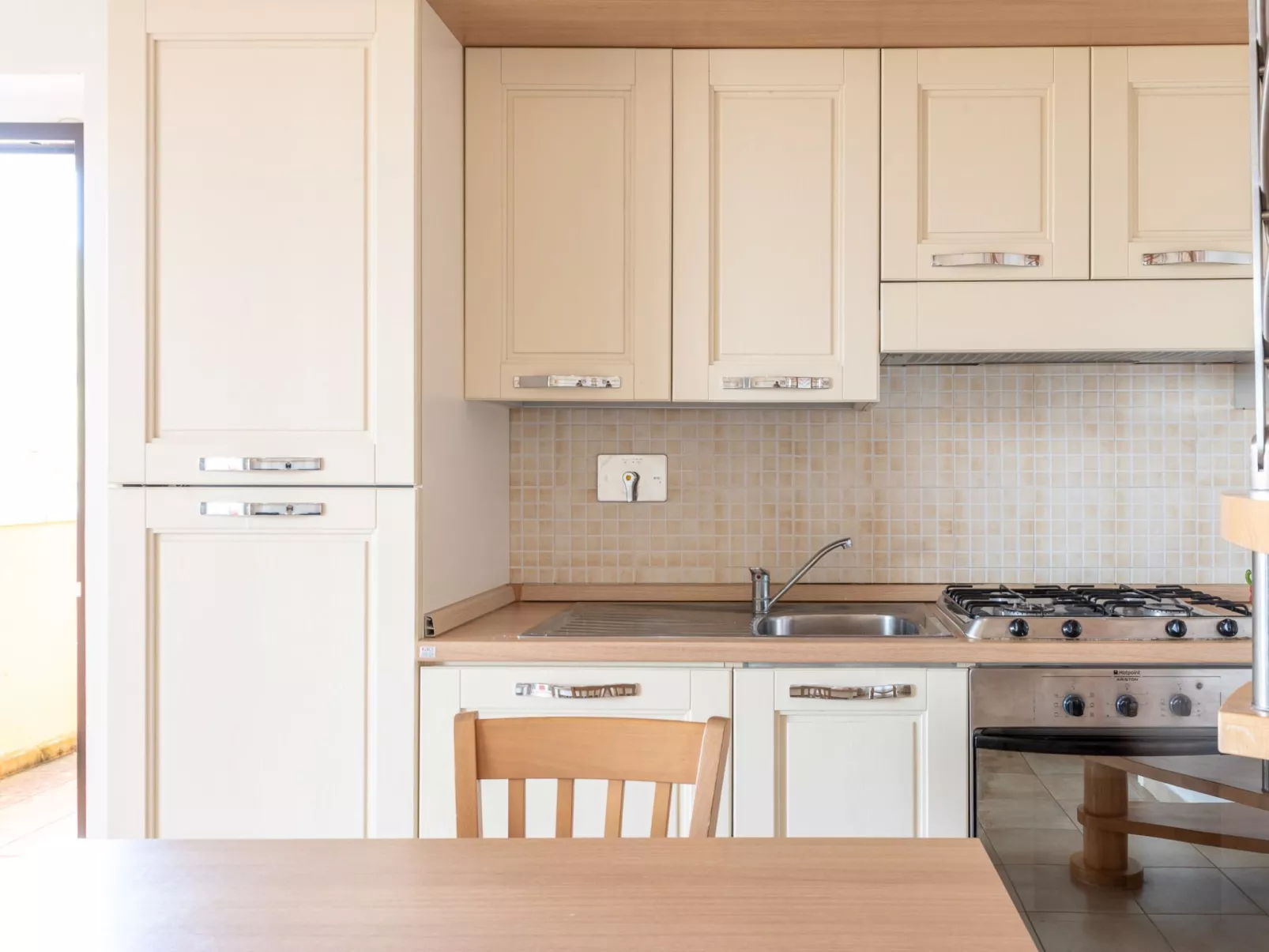 Aba Village - Binnen