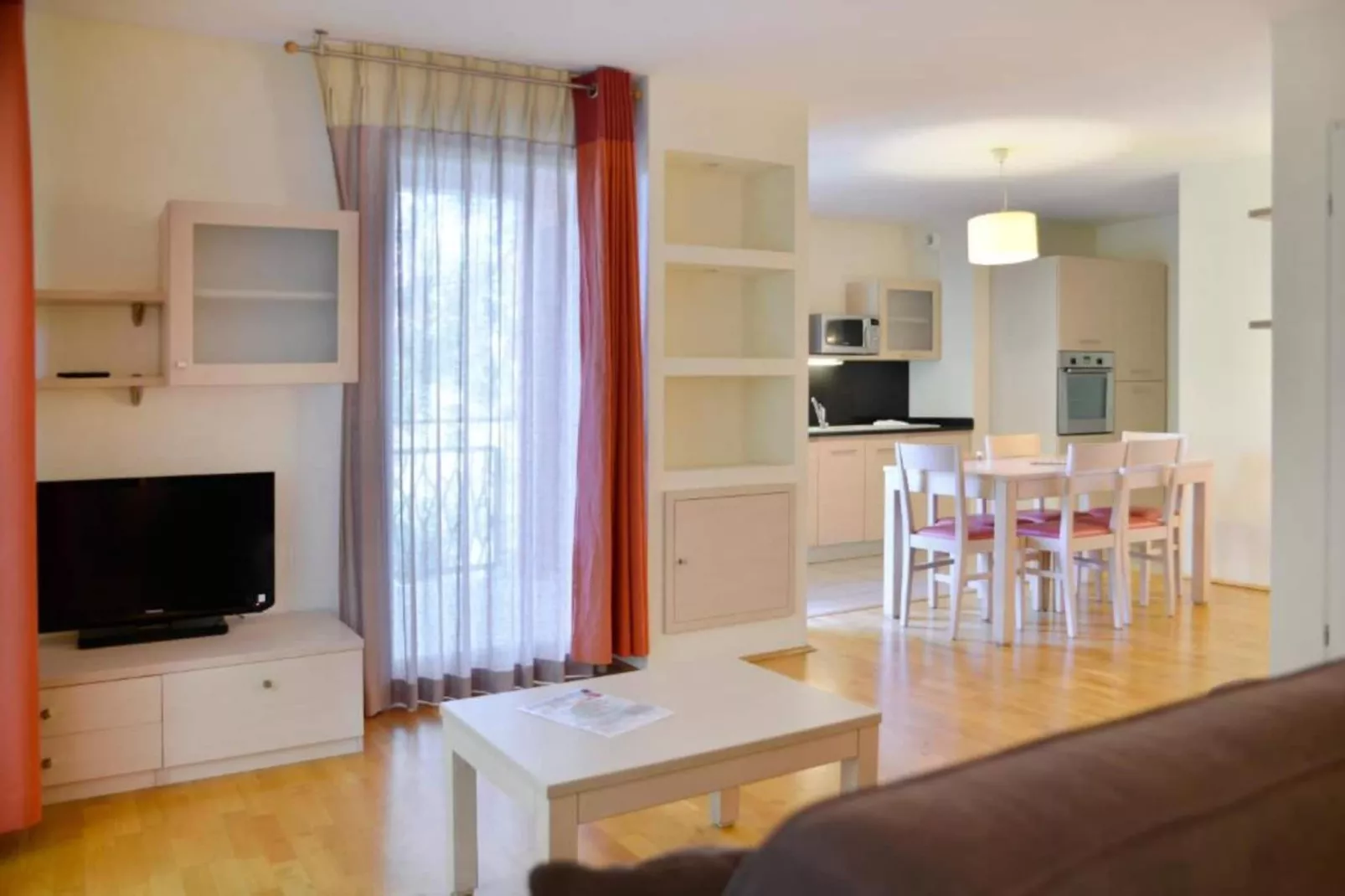 Adonis Divonne-les-Bains T3 - Woonkamer