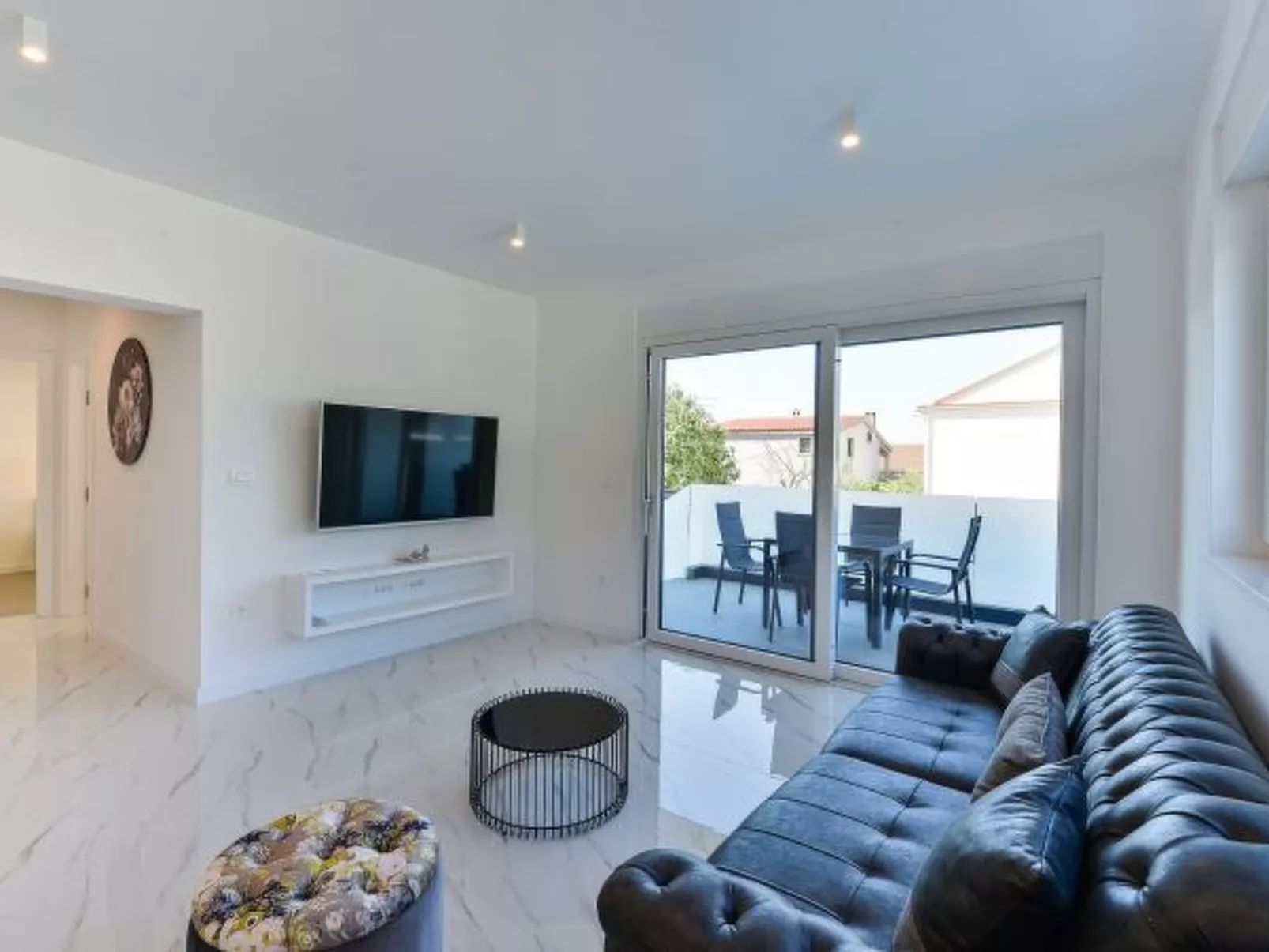 Villa Div with heated pool Apartment No.1 - Image-tags.info