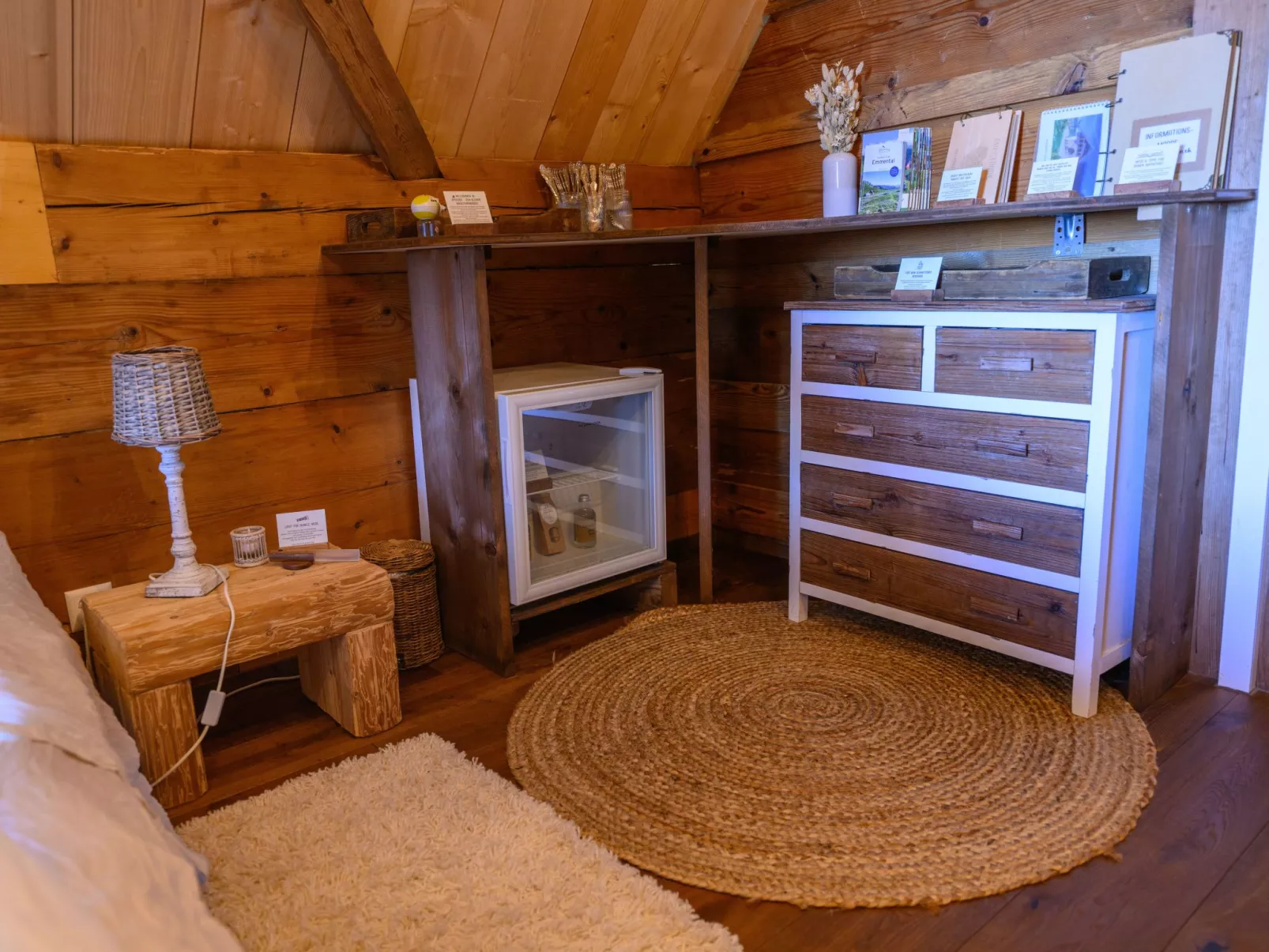 Speicher Dachstock - Binnen