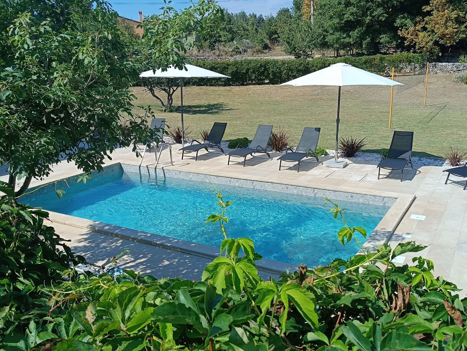 Villa Križanci - Buiten