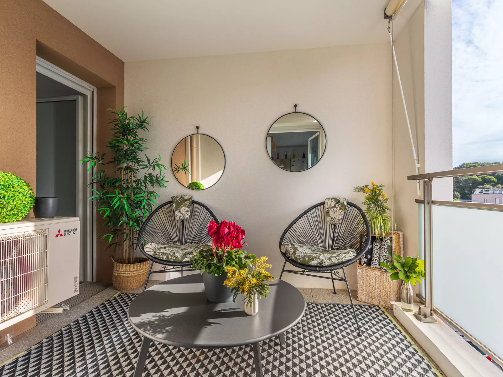 Nouvelles Terres E4 - Binnen