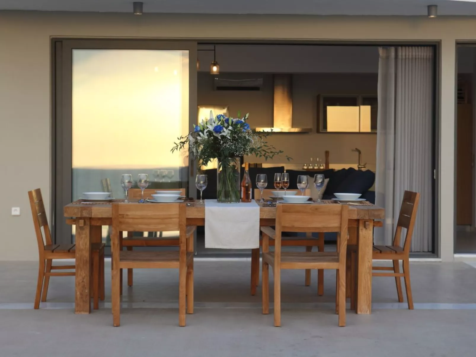 "Capro" mit Infinity-Pool - Image-tags.info