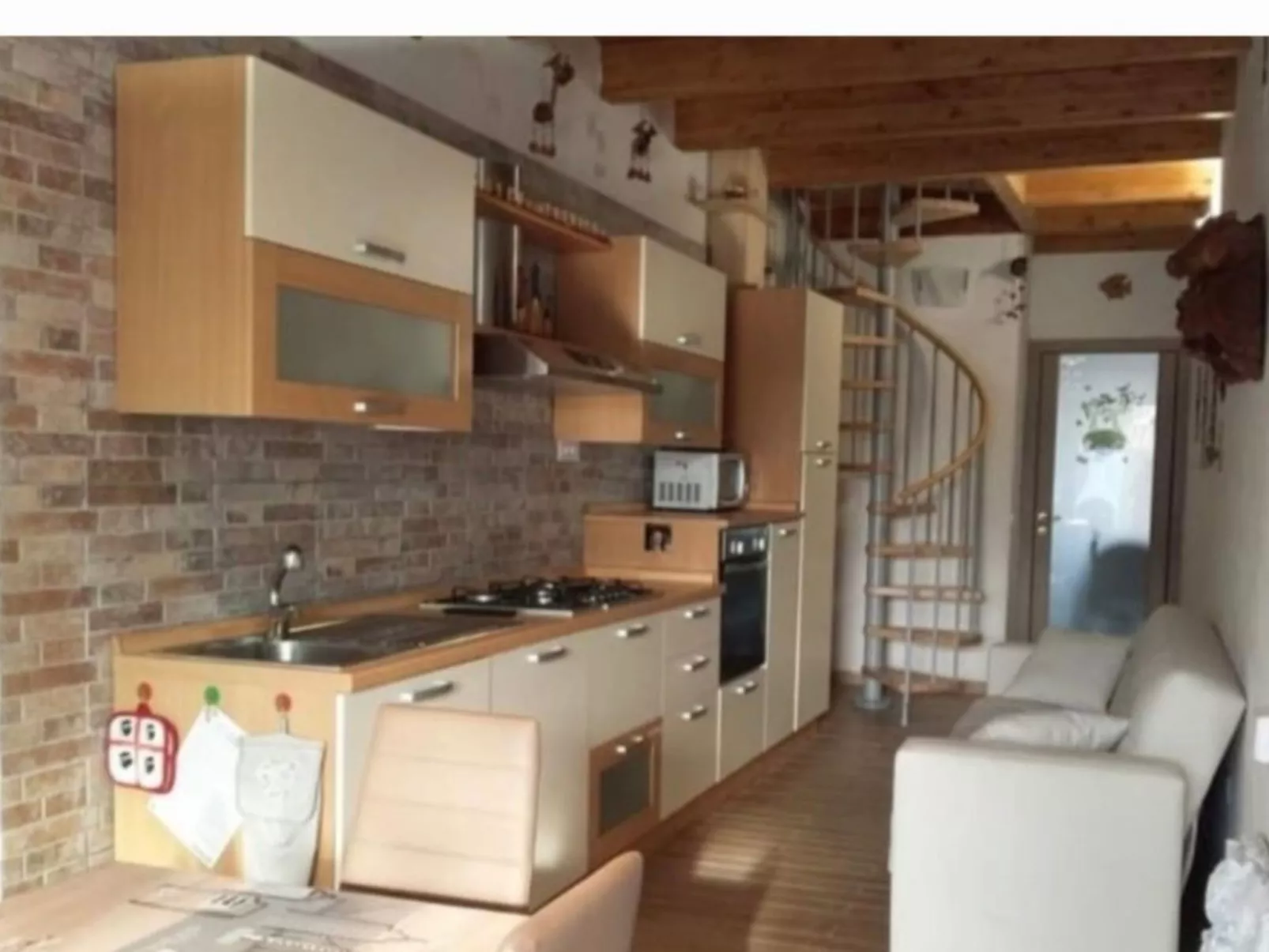 Wunderschönes freistehendes Haus - Binnen