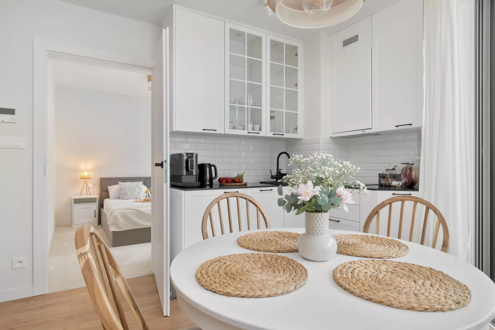 Apartament PINEA Grunwaldzka 82A-213 - Eetkamer