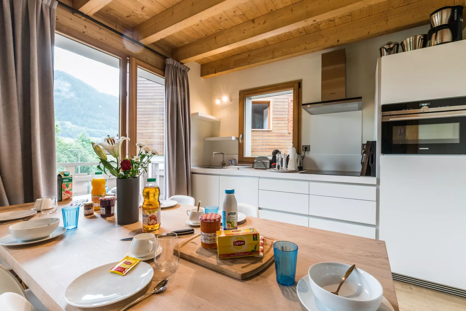 Les Portes de Megève 5 - Eetkamer