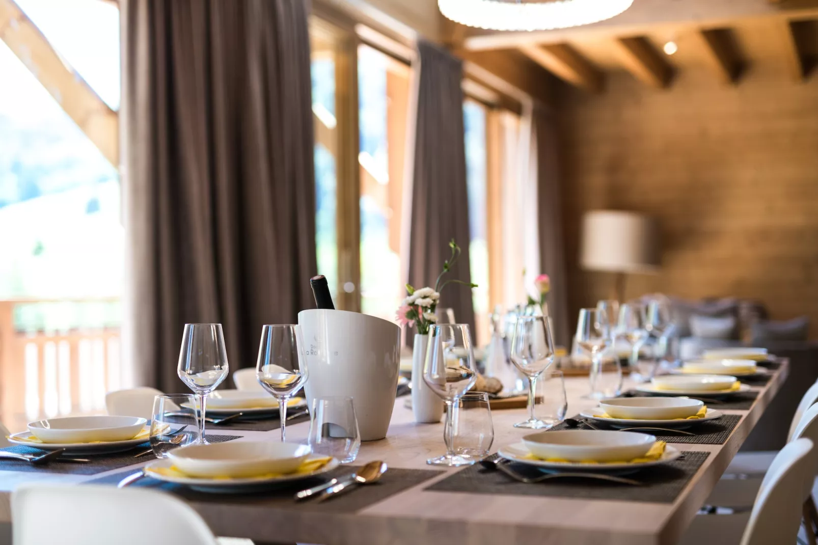 Les Portes de Megève 8 - Eetkamer
