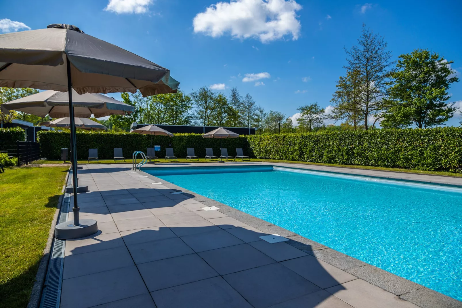 Resort Buitenhuizen 12-Parkfaciliteiten