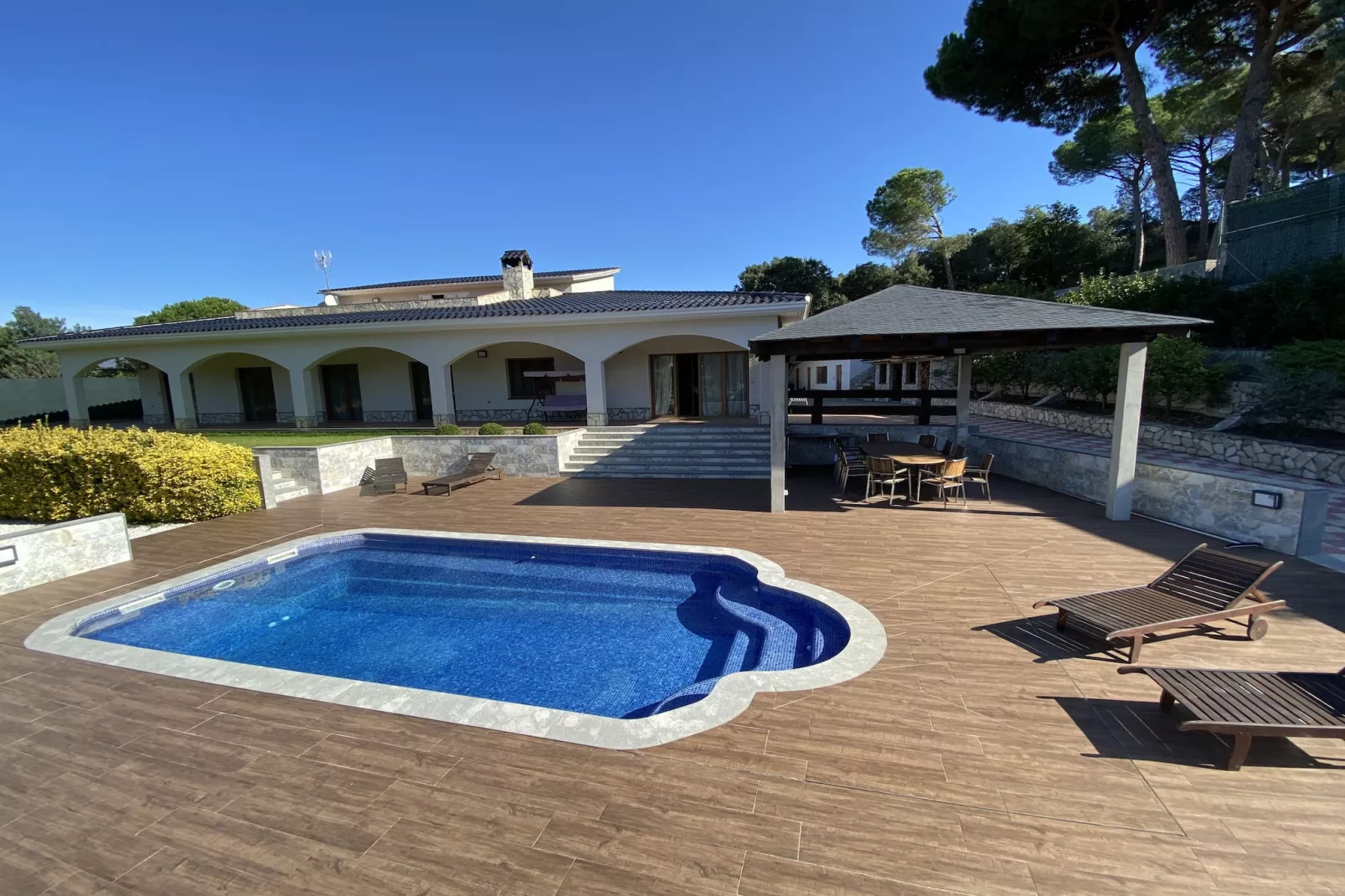 Vivalidays Villa Kiros - Zwembad