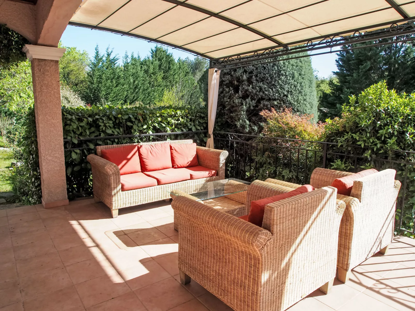 Urlaub im Süden zwischen Meer und Bergen - Binnen