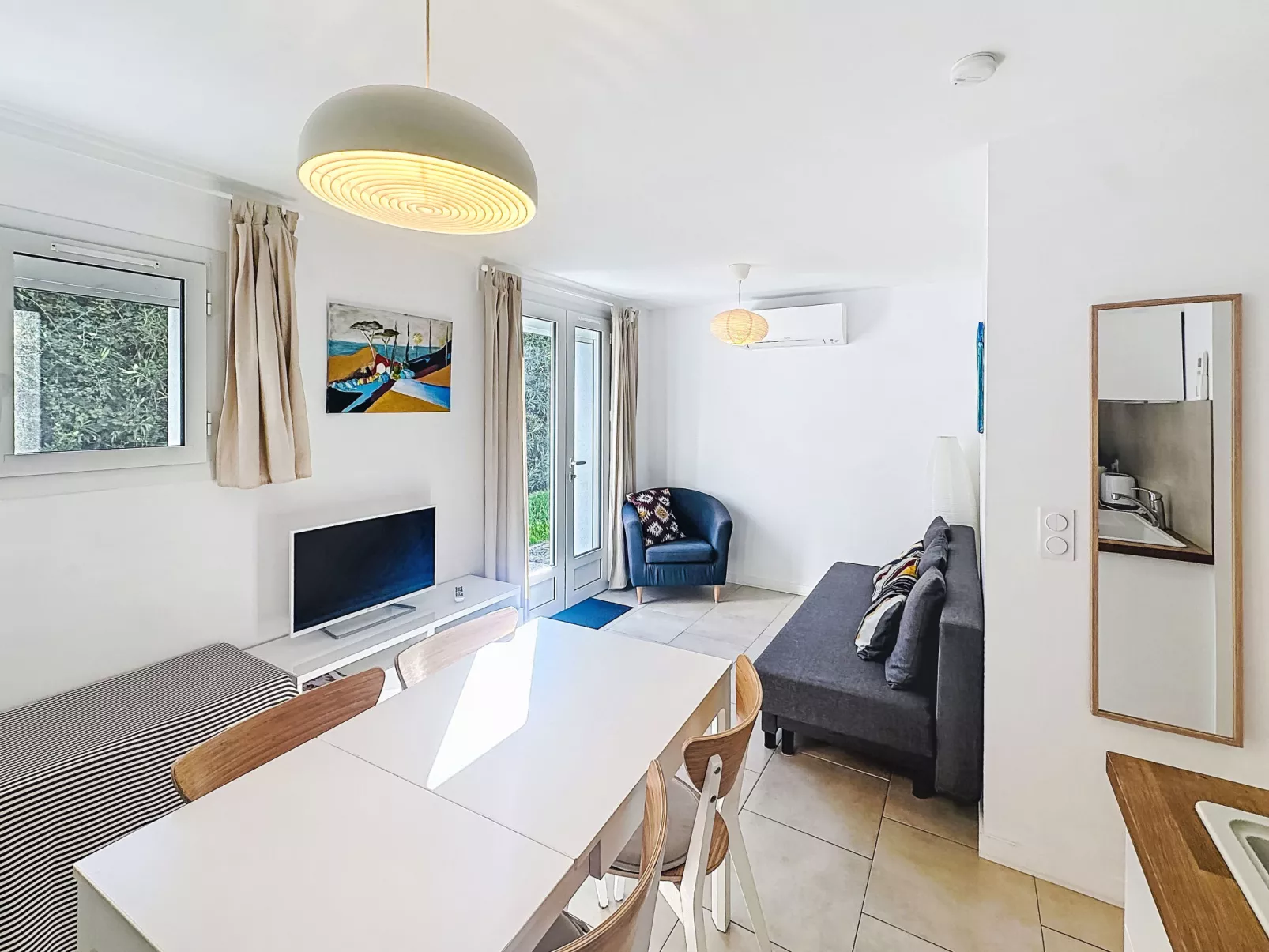 Le Perregaux - Binnen