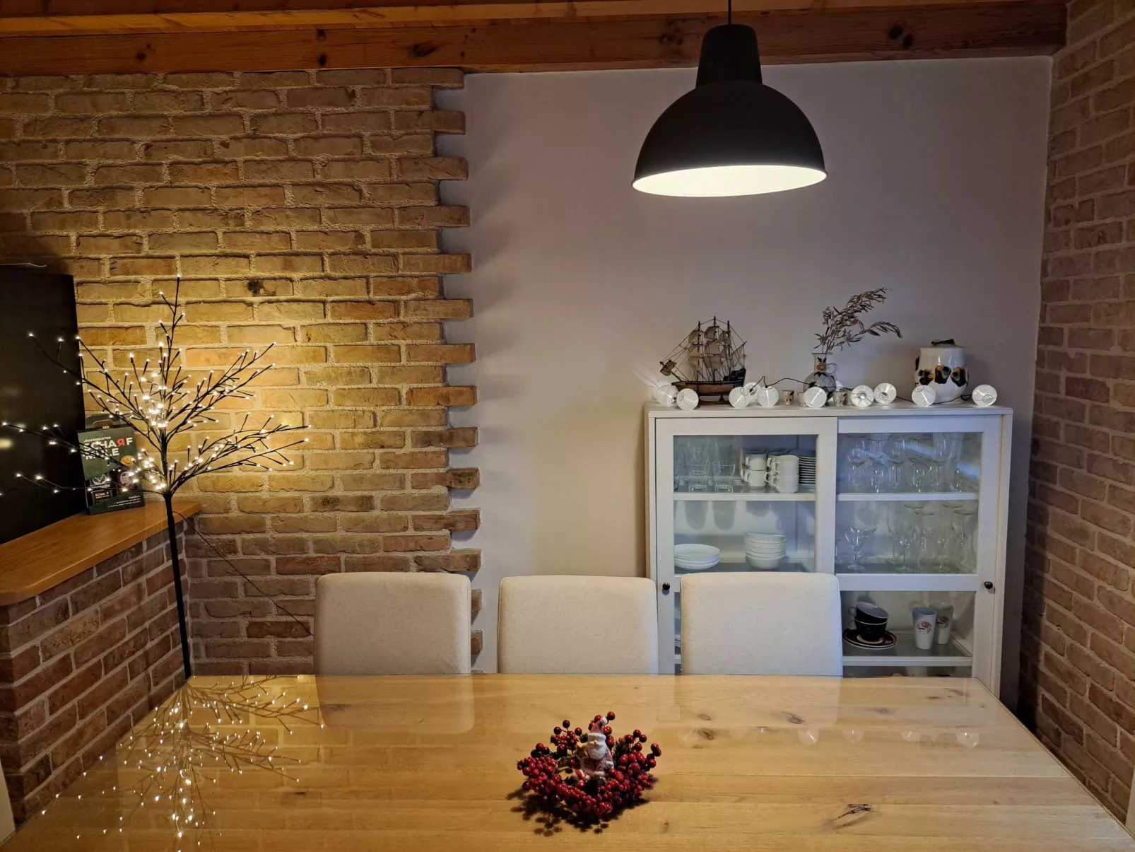 Anwesen "Steinperle mit beheiztem Schwimmbad" - Image-tags.info