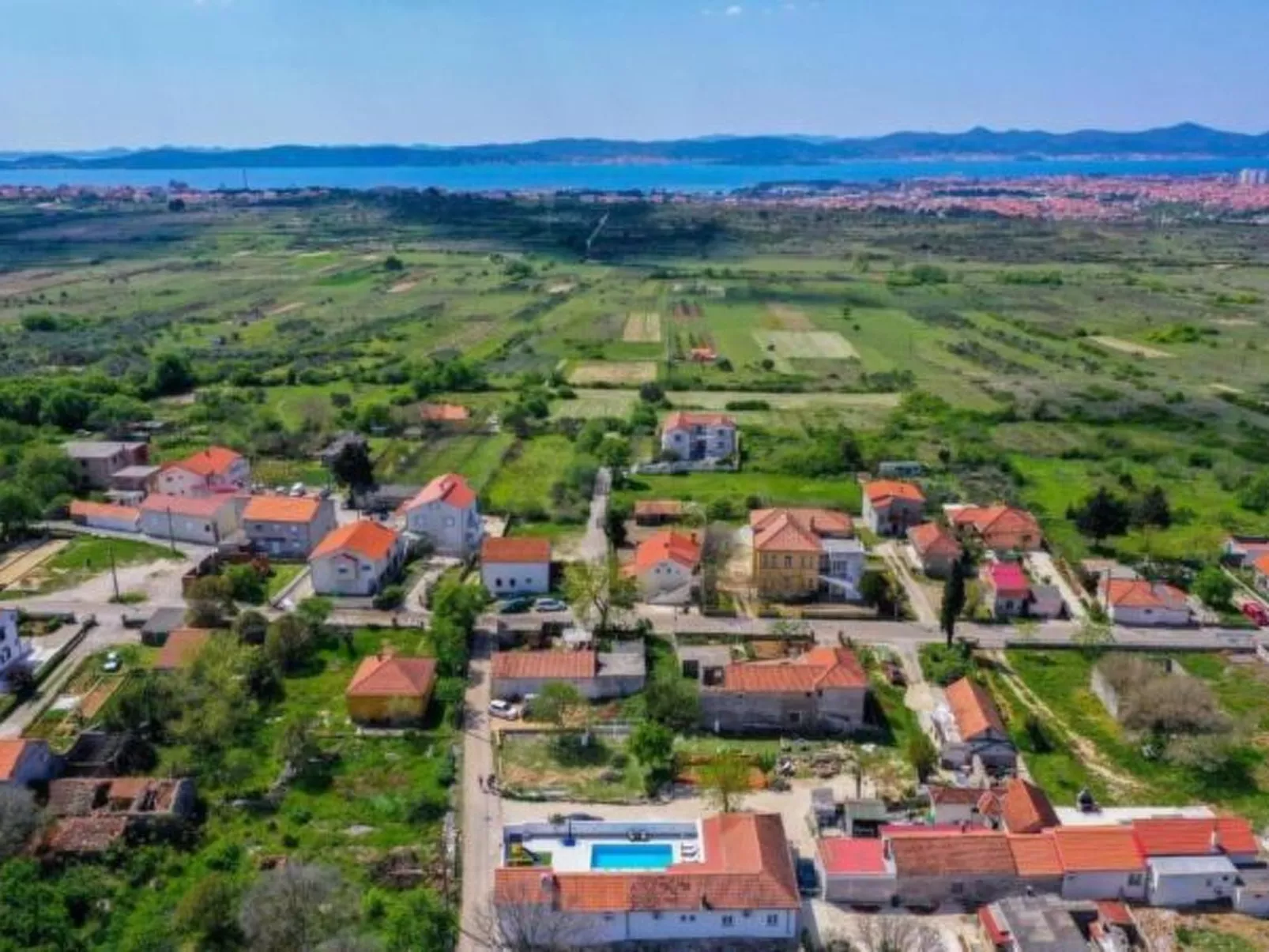 Villa Mare with heated pool and gym - Image-tags.info