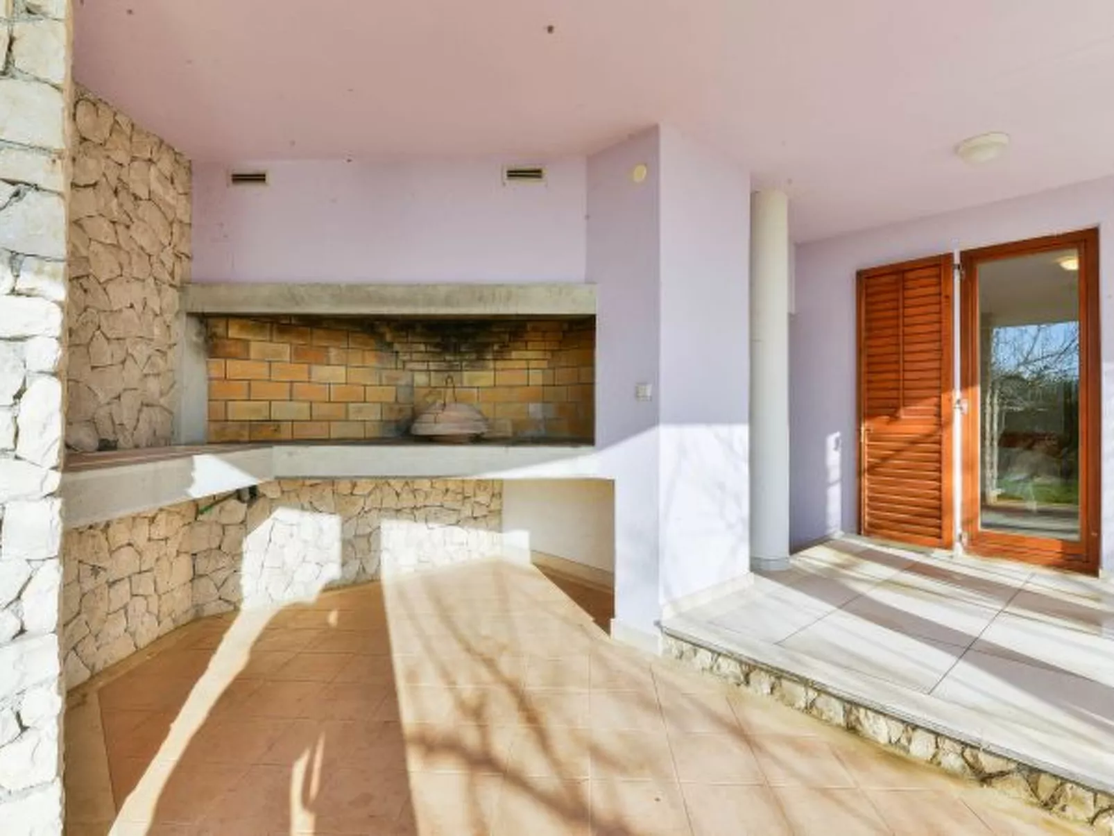 Olivar house with heated pool by the beach - Image-tags.info