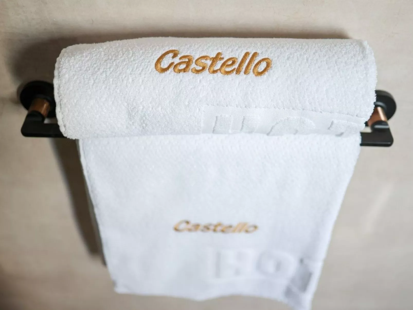 Zimmer "Graues Zimmer" mit privatem Balkon - Binnen