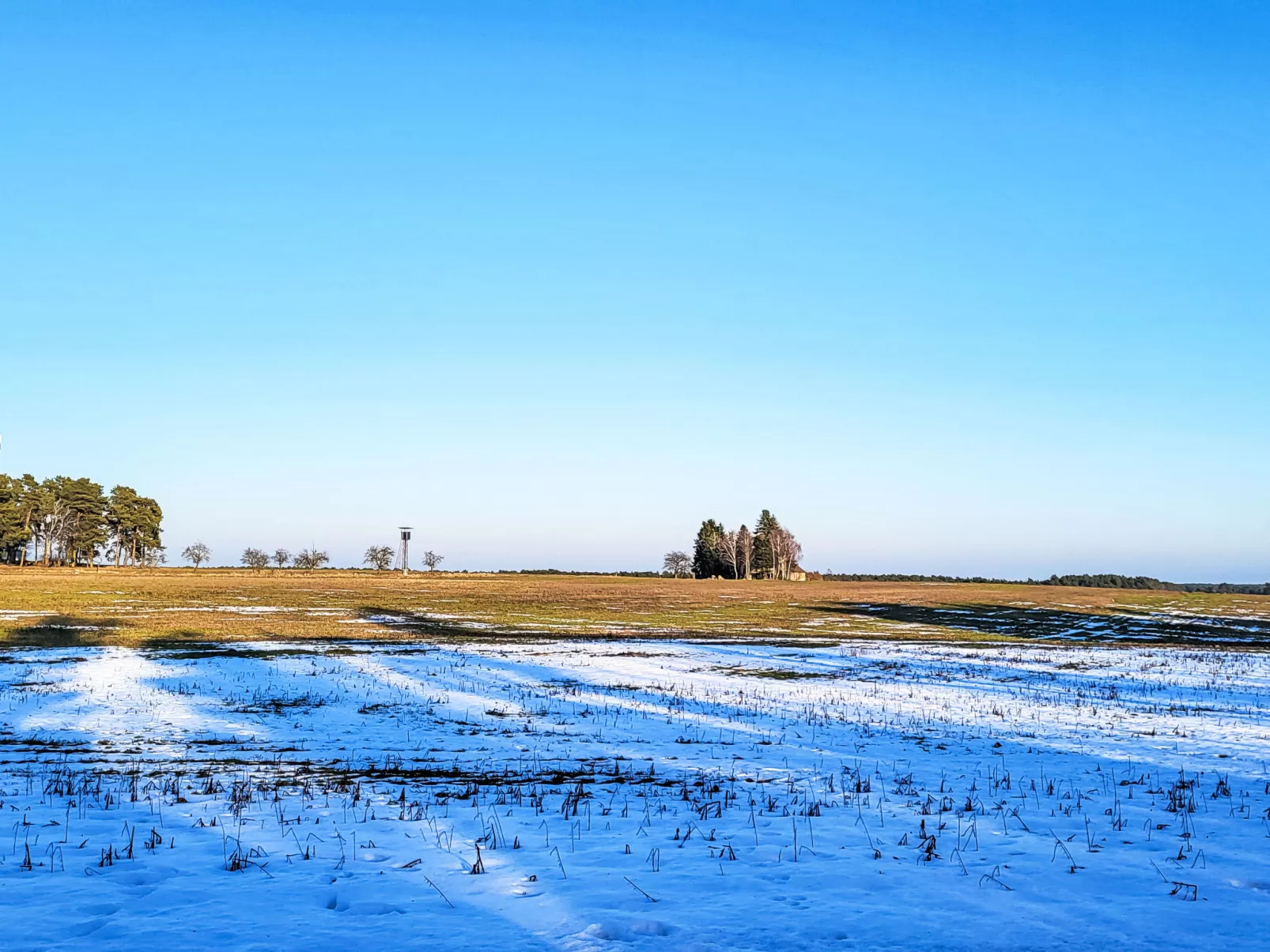 Mit großem eingezäunten Garten - Buiten