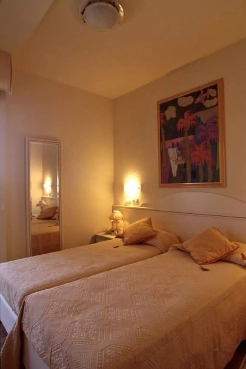 Zwei-Zimmer-Wohnung mit Panoramablick - Image-tags.info