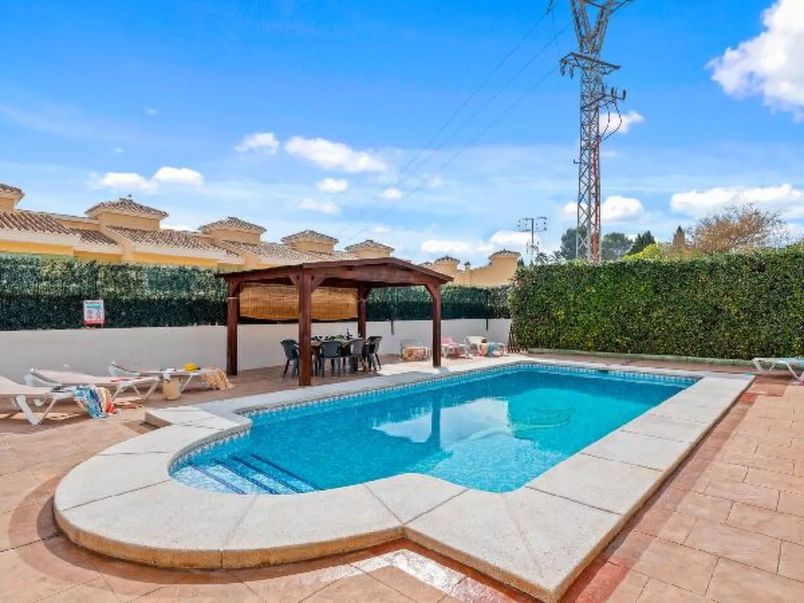 Villa Mercedes - Plusholidays - Image-tags.info