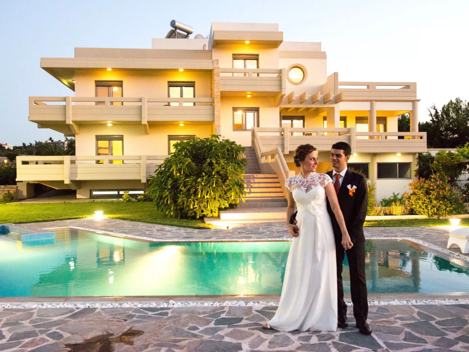 Luxuriöse, geräumige, private Villa mit sechs Schlafzimmern - Buiten