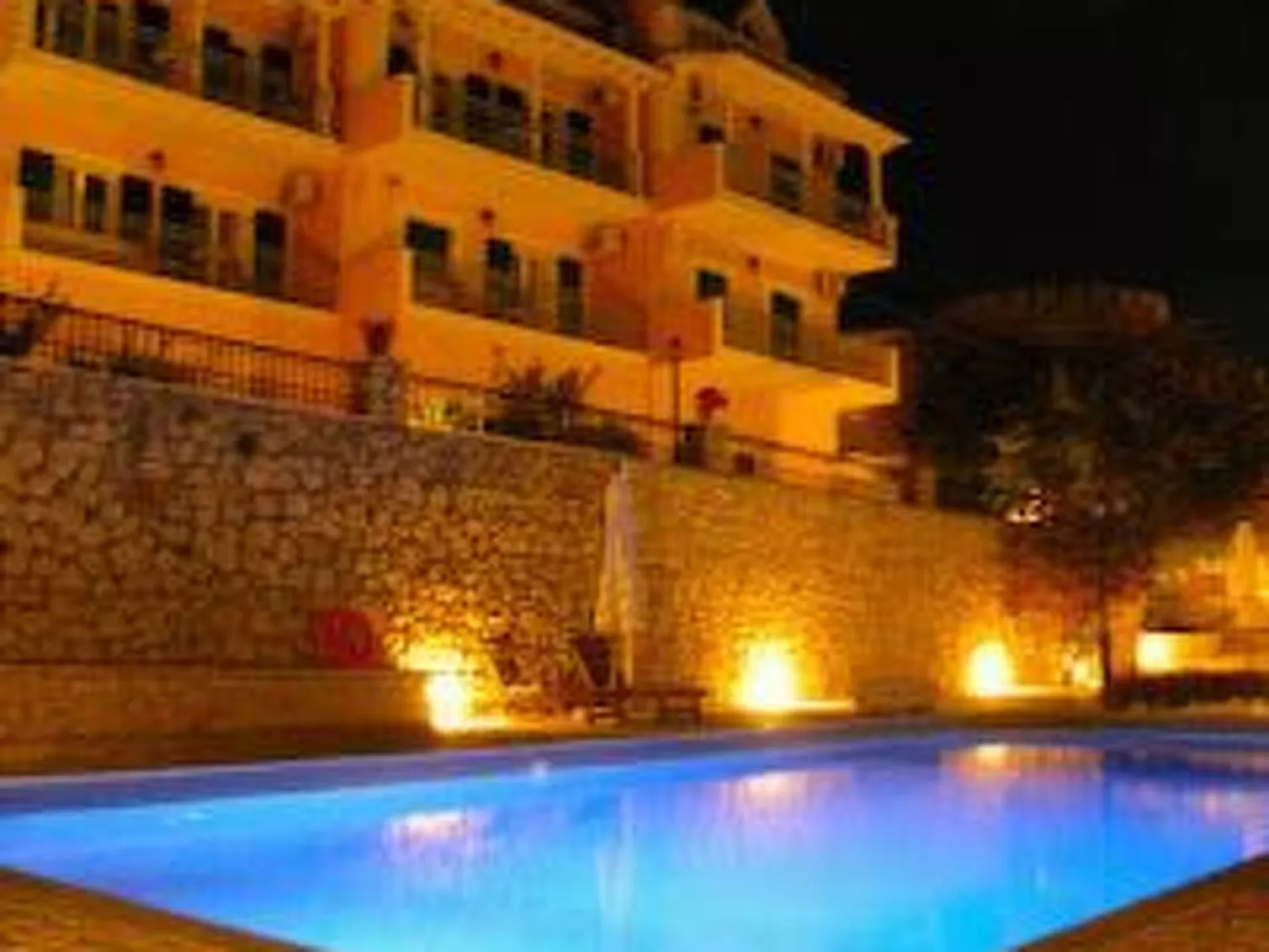 Sommer Dafnopanagia Luxusstudio Ourania - Buiten