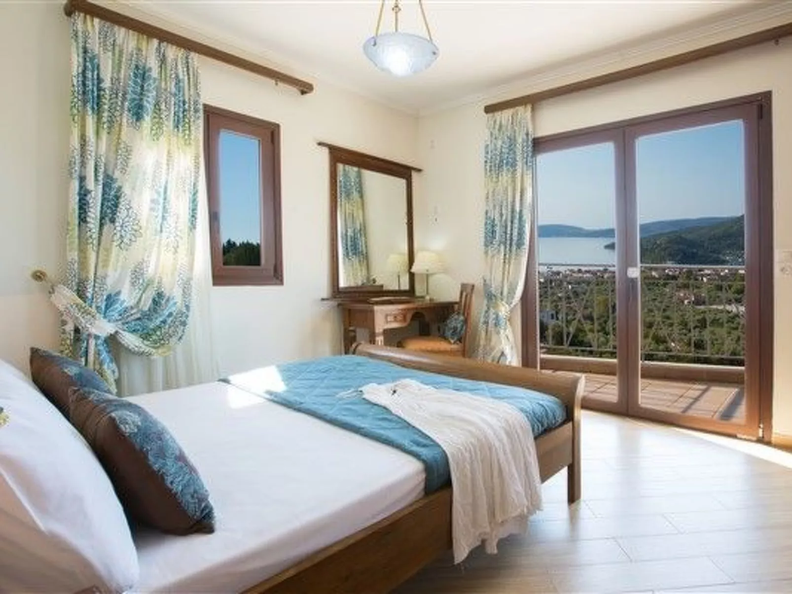 Finca "Iris" mit Infinity-Pool - Binnen