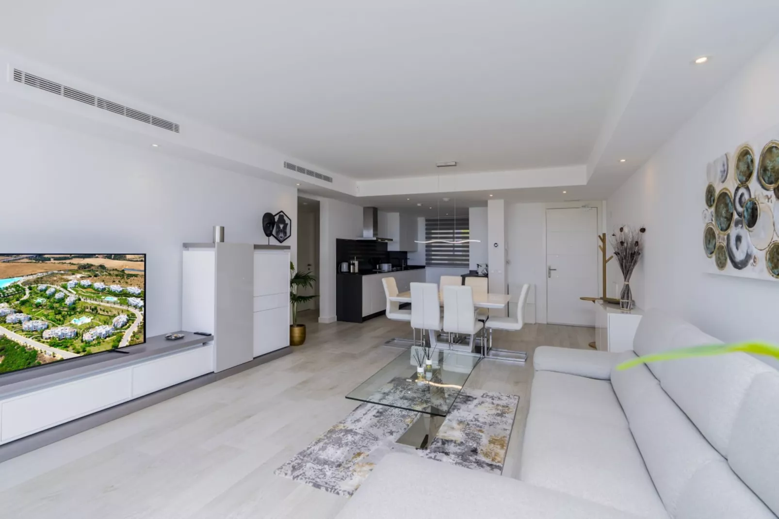 AL-1103 ESTEPONA - APARTMENT - ALCAZABA LAGOON - Woonkamer