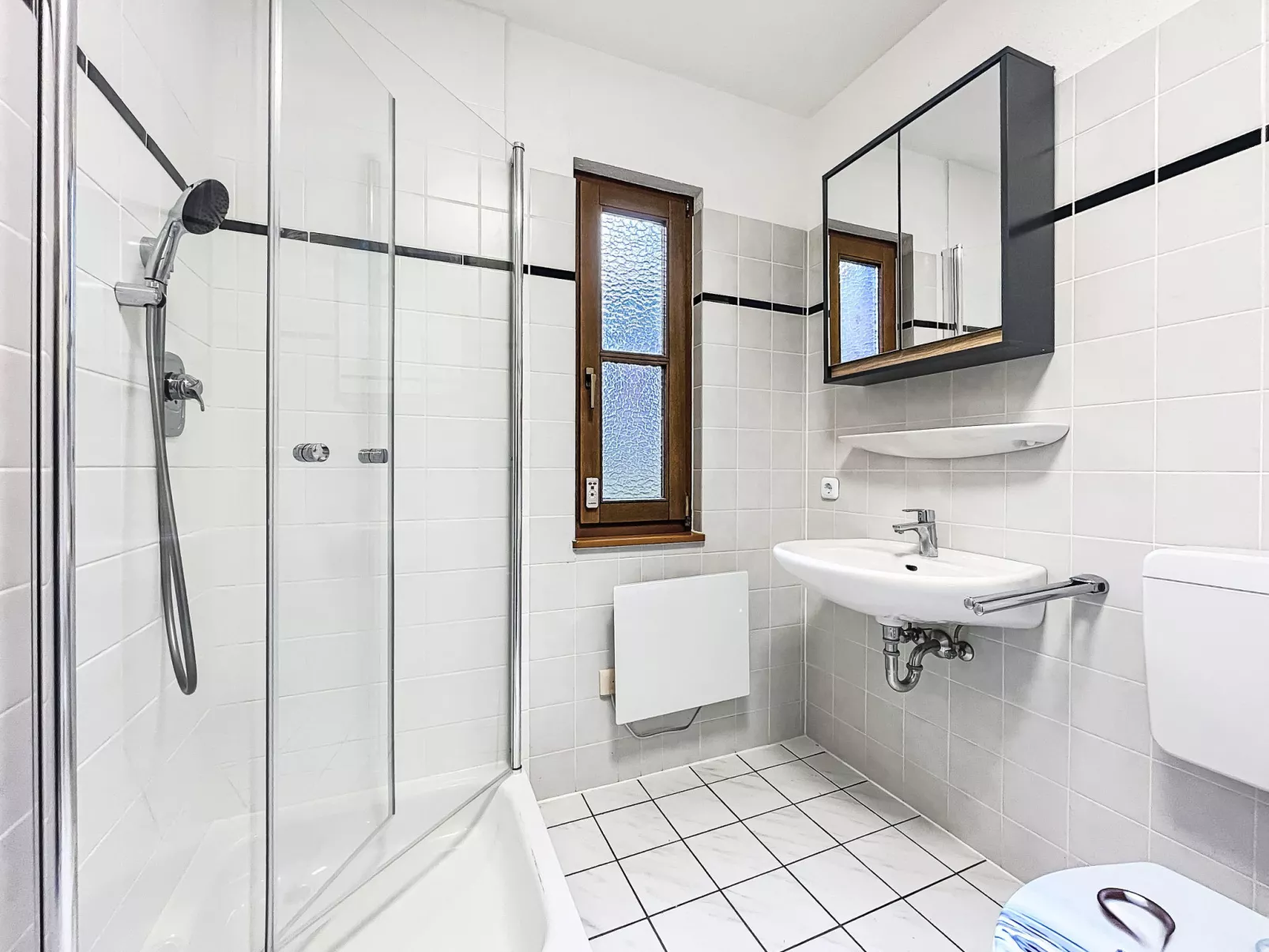 Schwesterchen - Binnen