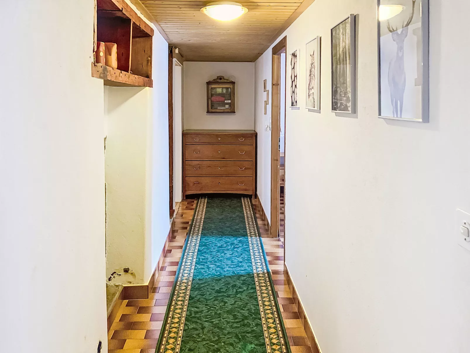 Les Grangettes - Binnen