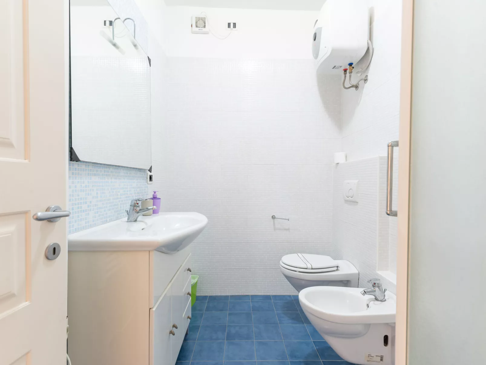 Aba Village - Binnen