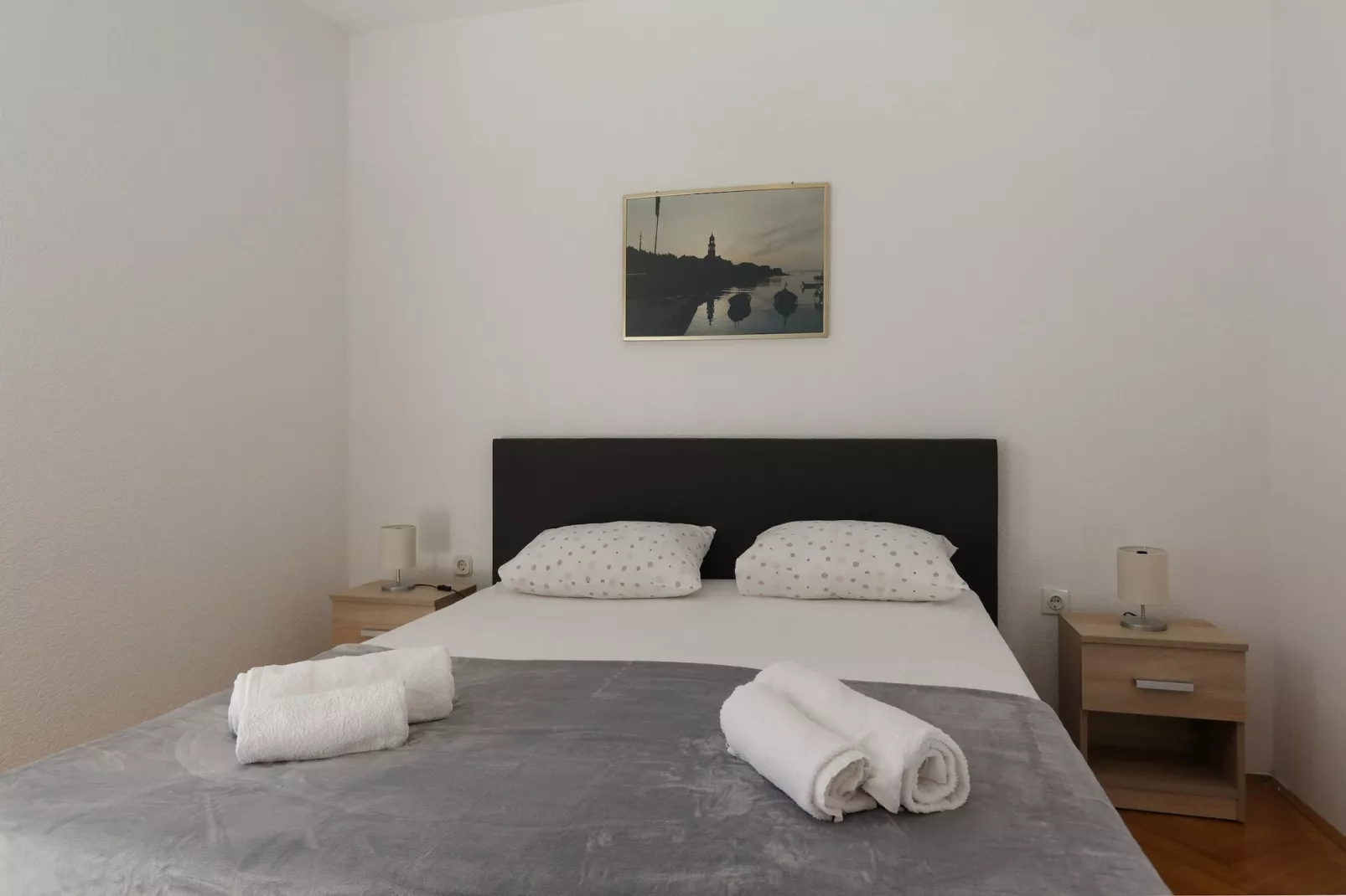 Apartment Perina - Comfort Two Bedroom Apartment with Terrace and Sea View - Slaapkamer