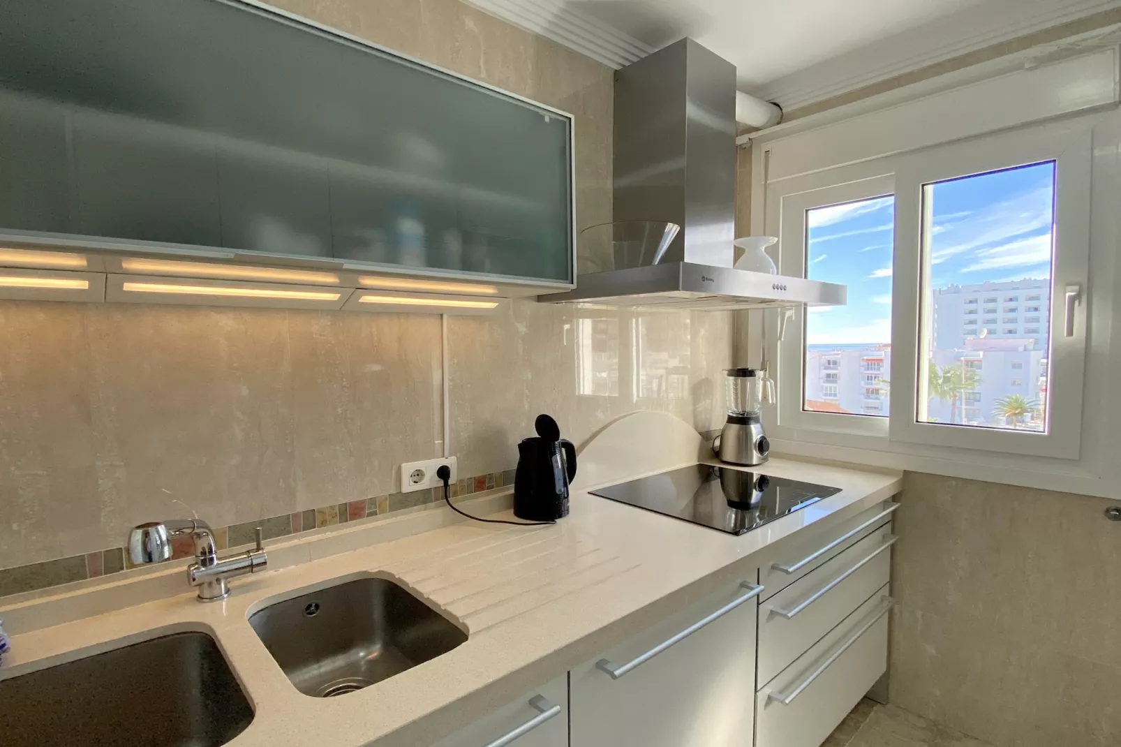Delfin 3º3 Seaview by Casasol - Keuken