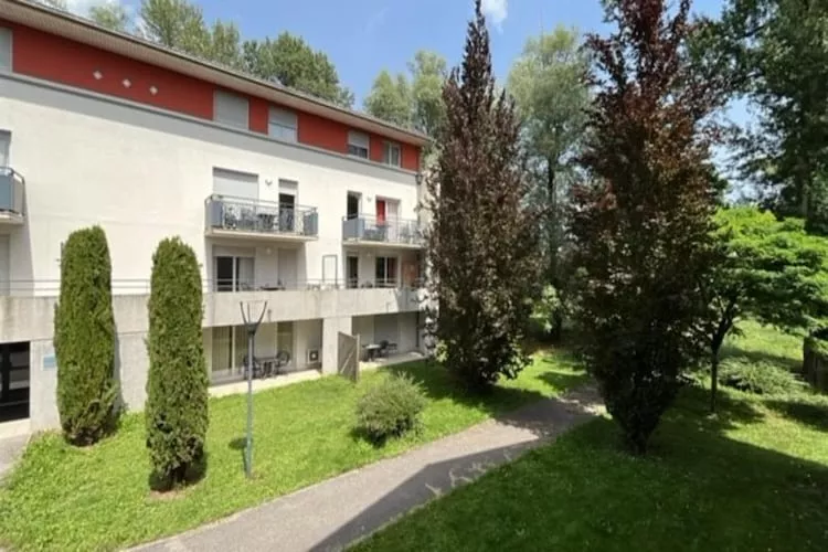 Adonis Divonne-les-Bains Park side Studio - Buitenkant zomer