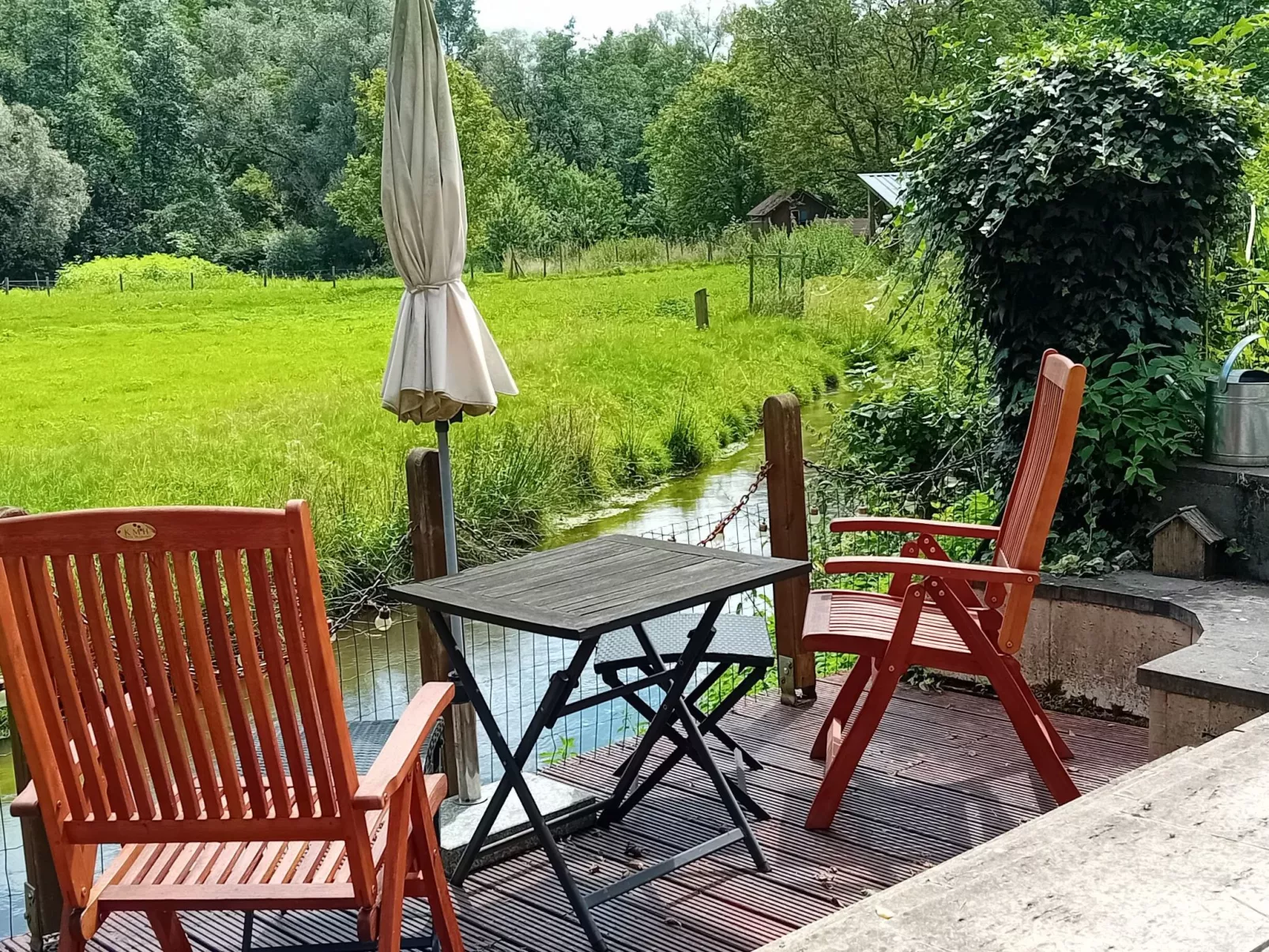 Tolle Wohnung in Klüsserath mit Großem Garten - Buiten