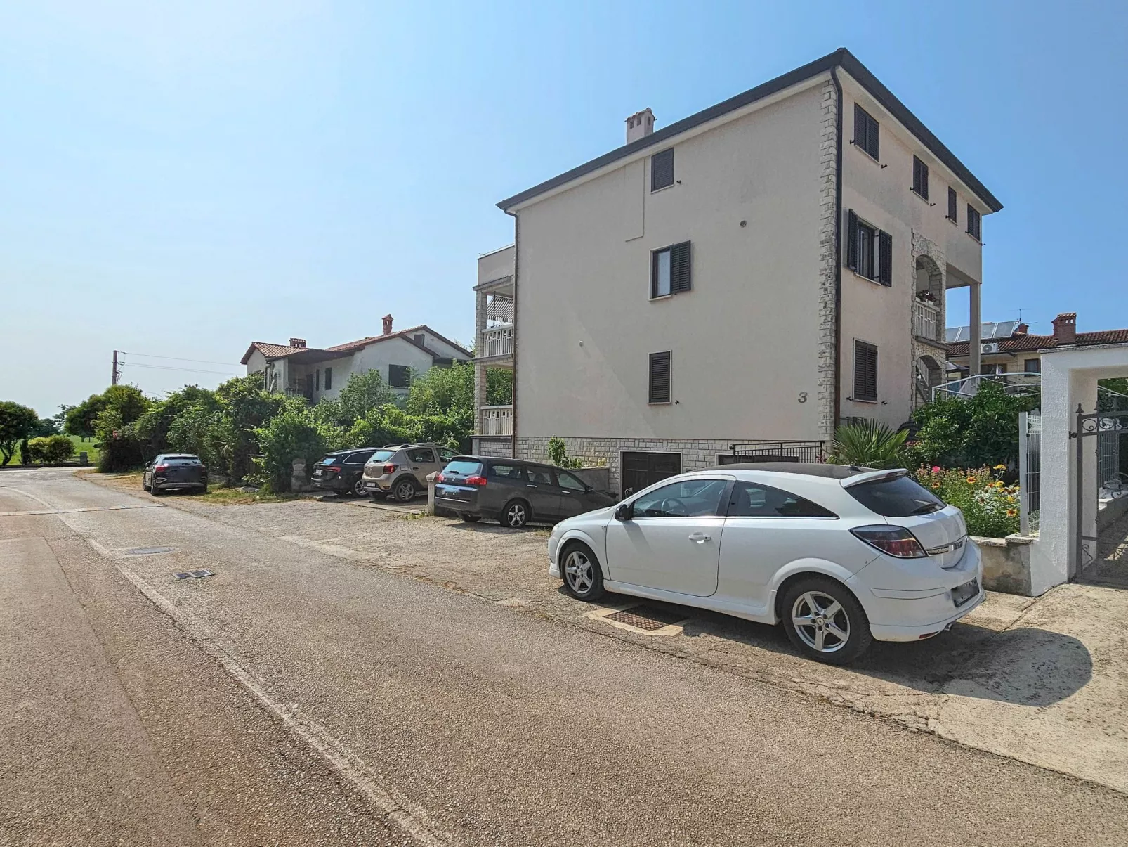 Wohnung "Aurelio" mit Terrasse - Buiten