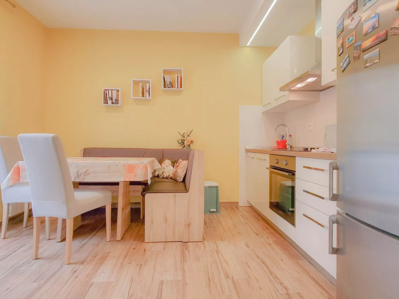 Für 4 Personen ca. 50 m&sup2; in Novigrad, Adriaküste Kroatien (Westküste von I - Image-tags.info