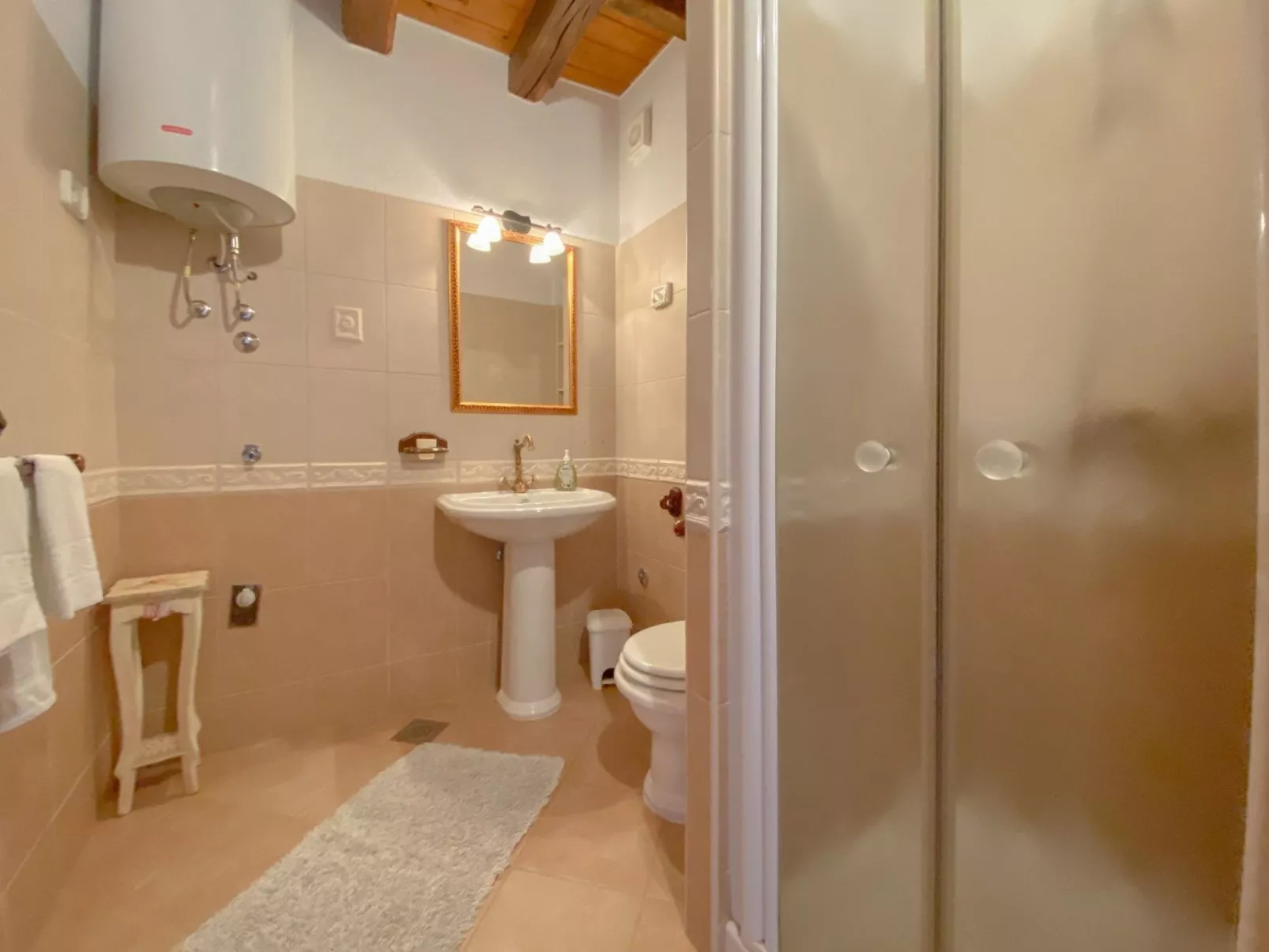 Für 4 Personen ca. 30 m&sup2; in Novigrad, Adriaküste Kroatien (Westküste von I - Binnen