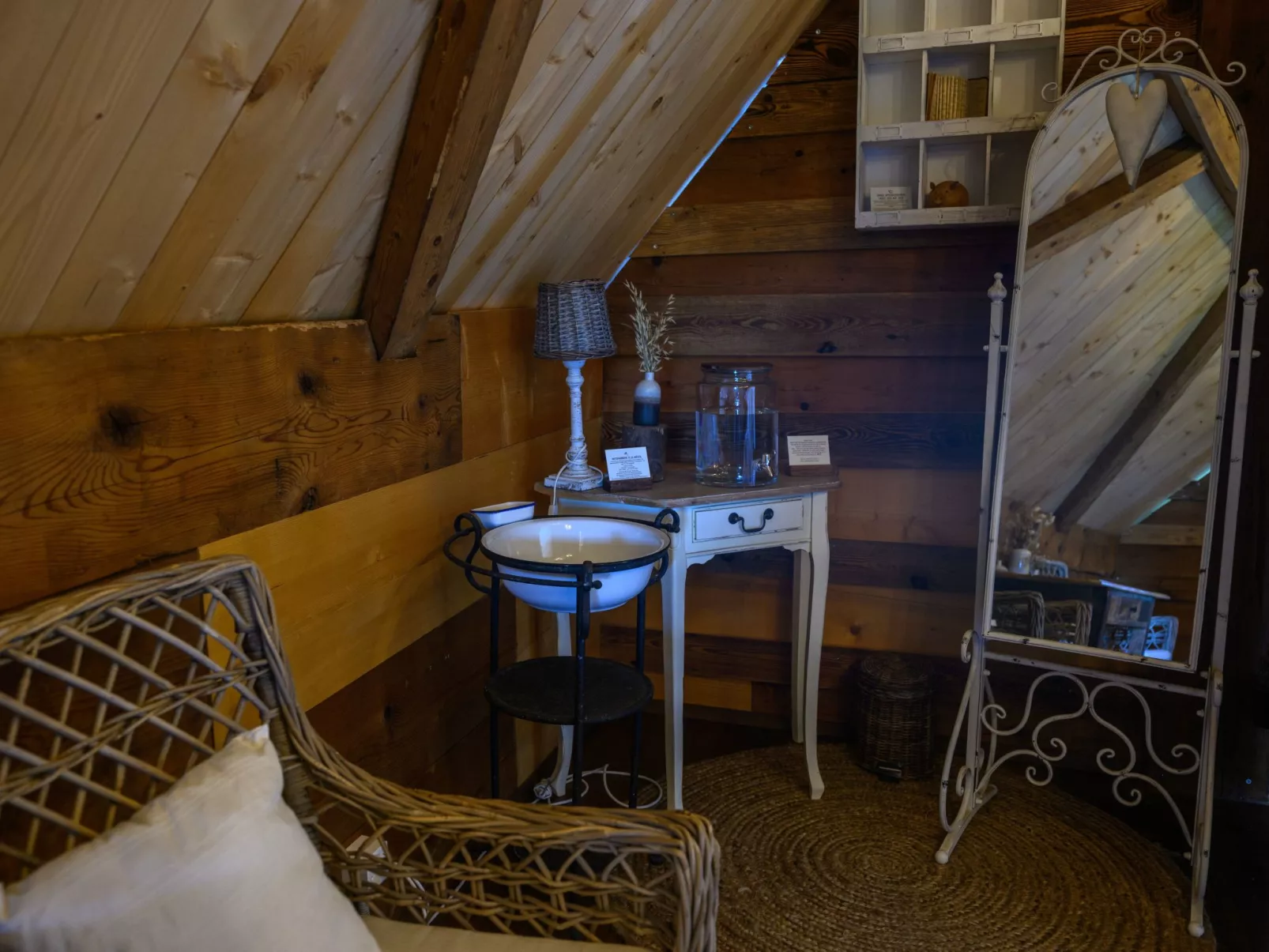 Speicher Dachstock - Binnen