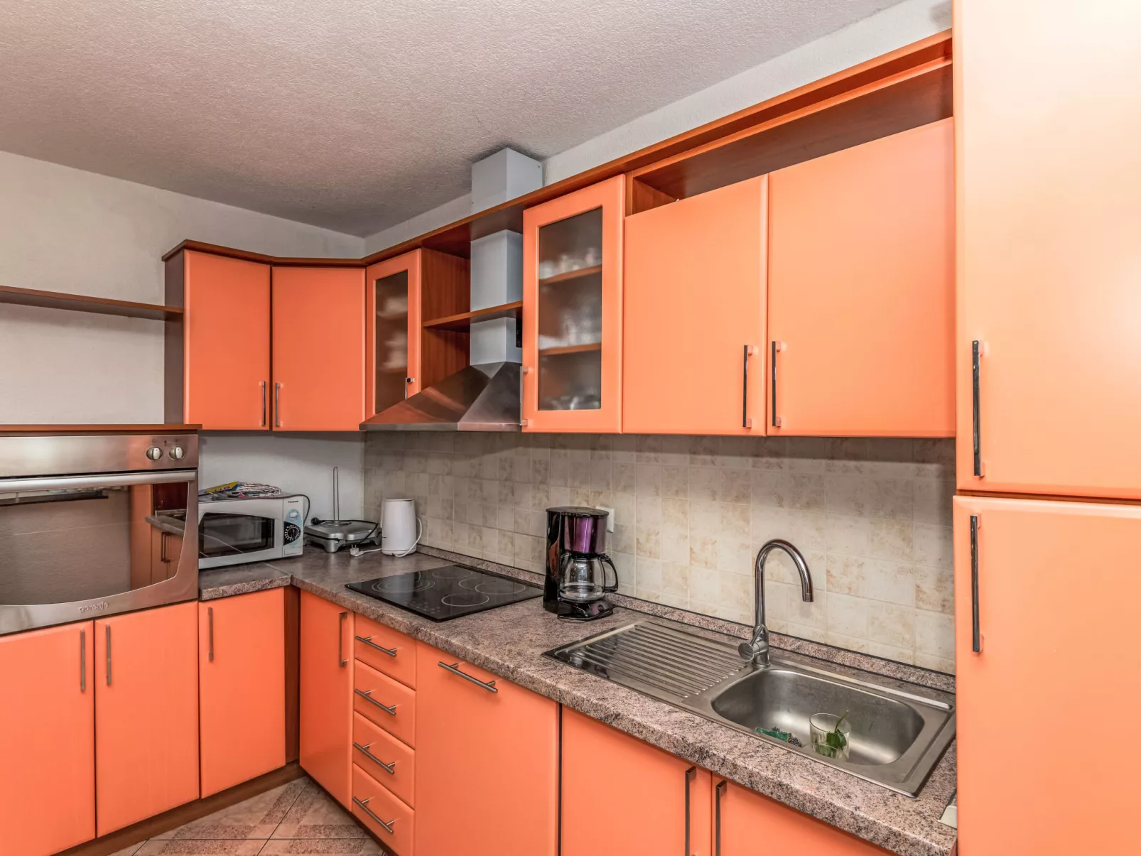 Matanovi dvori - Binnen