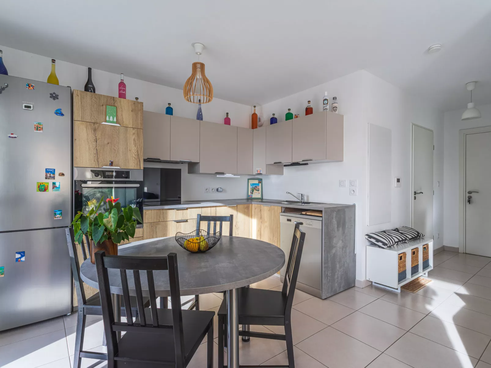 Nouvelles Terres E4 - Binnen