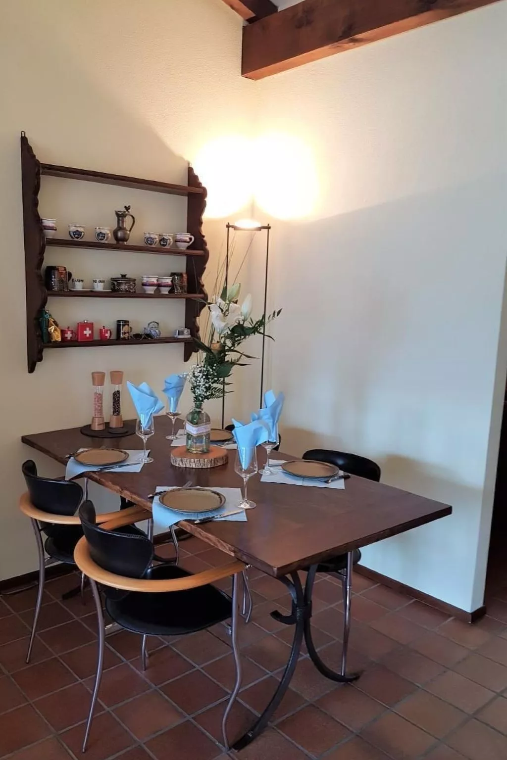 Mit Bergblick - Binnen