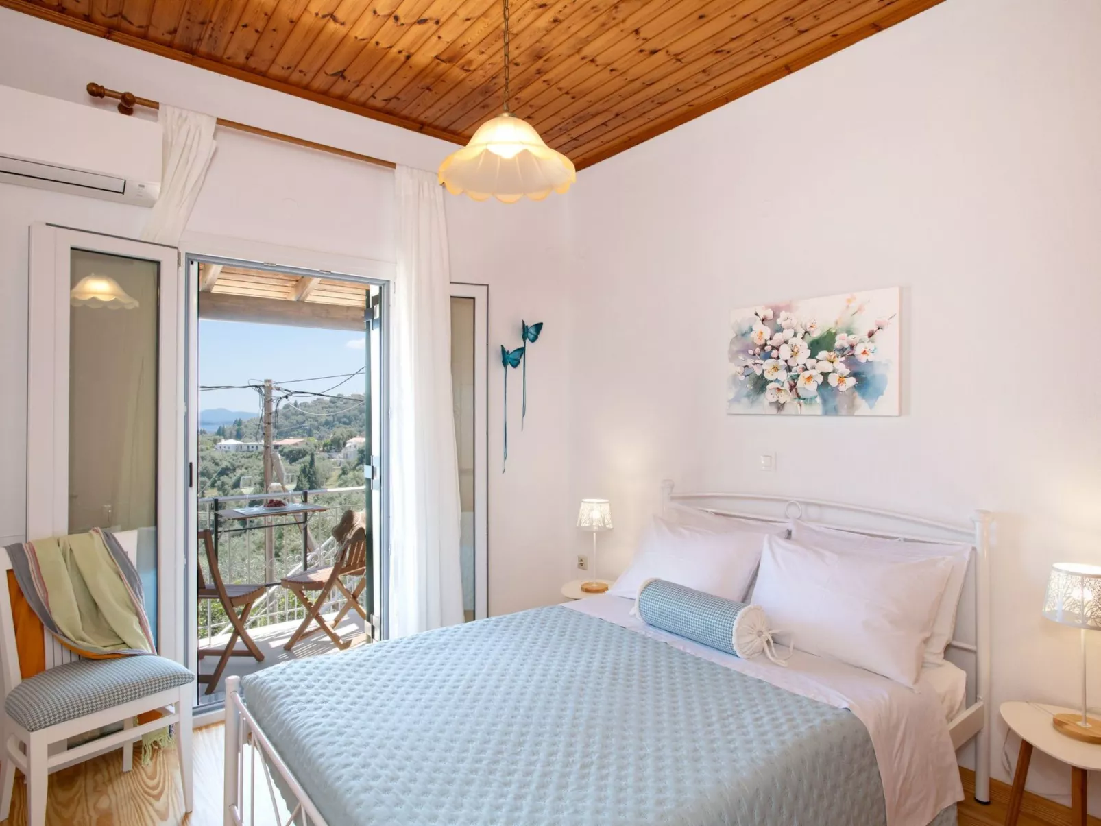 Zwei-Zimmer-Wohnung mit atemberaubender Aussicht - Binnen