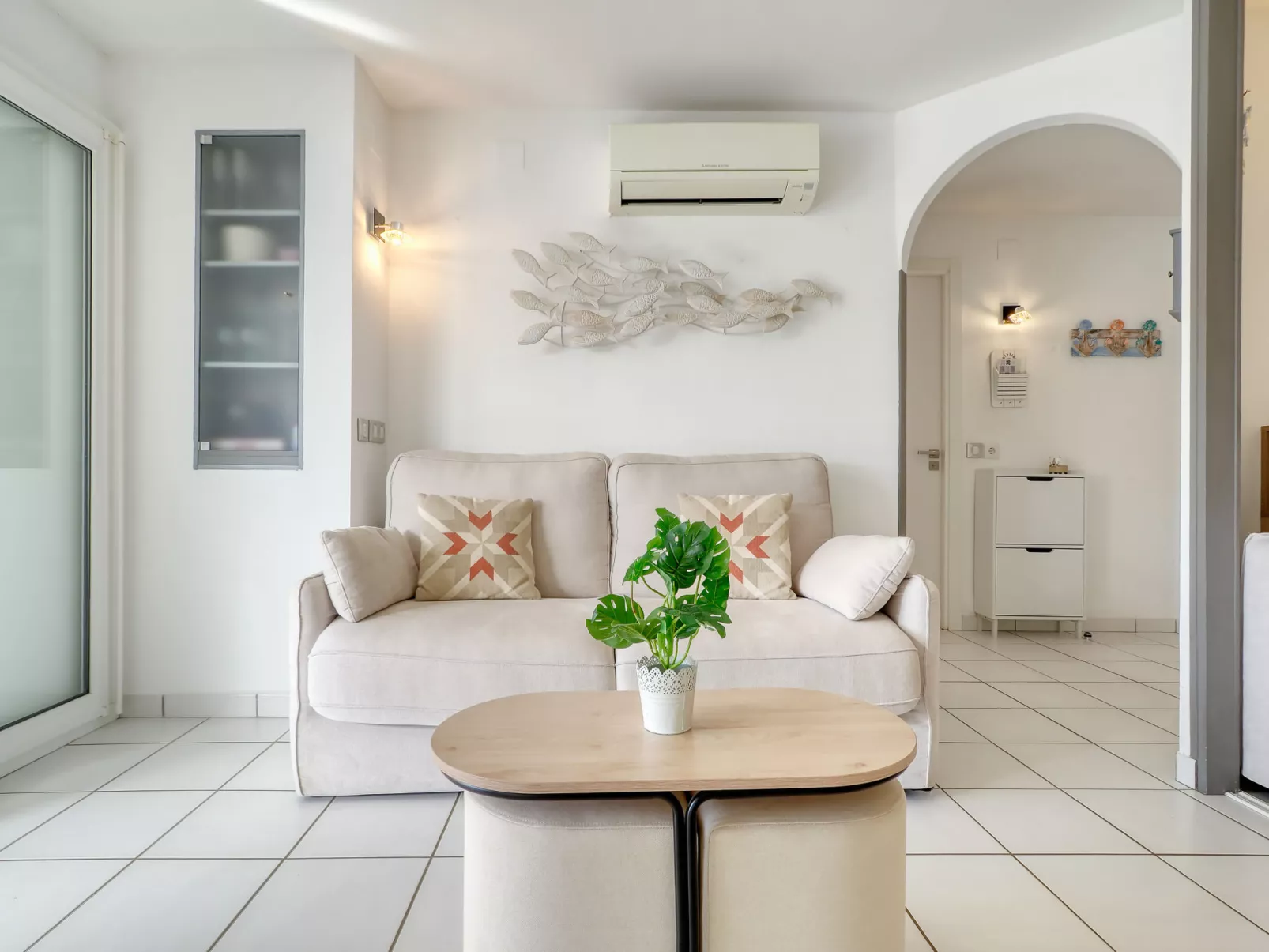 Port Empuries 31-33 - Binnen