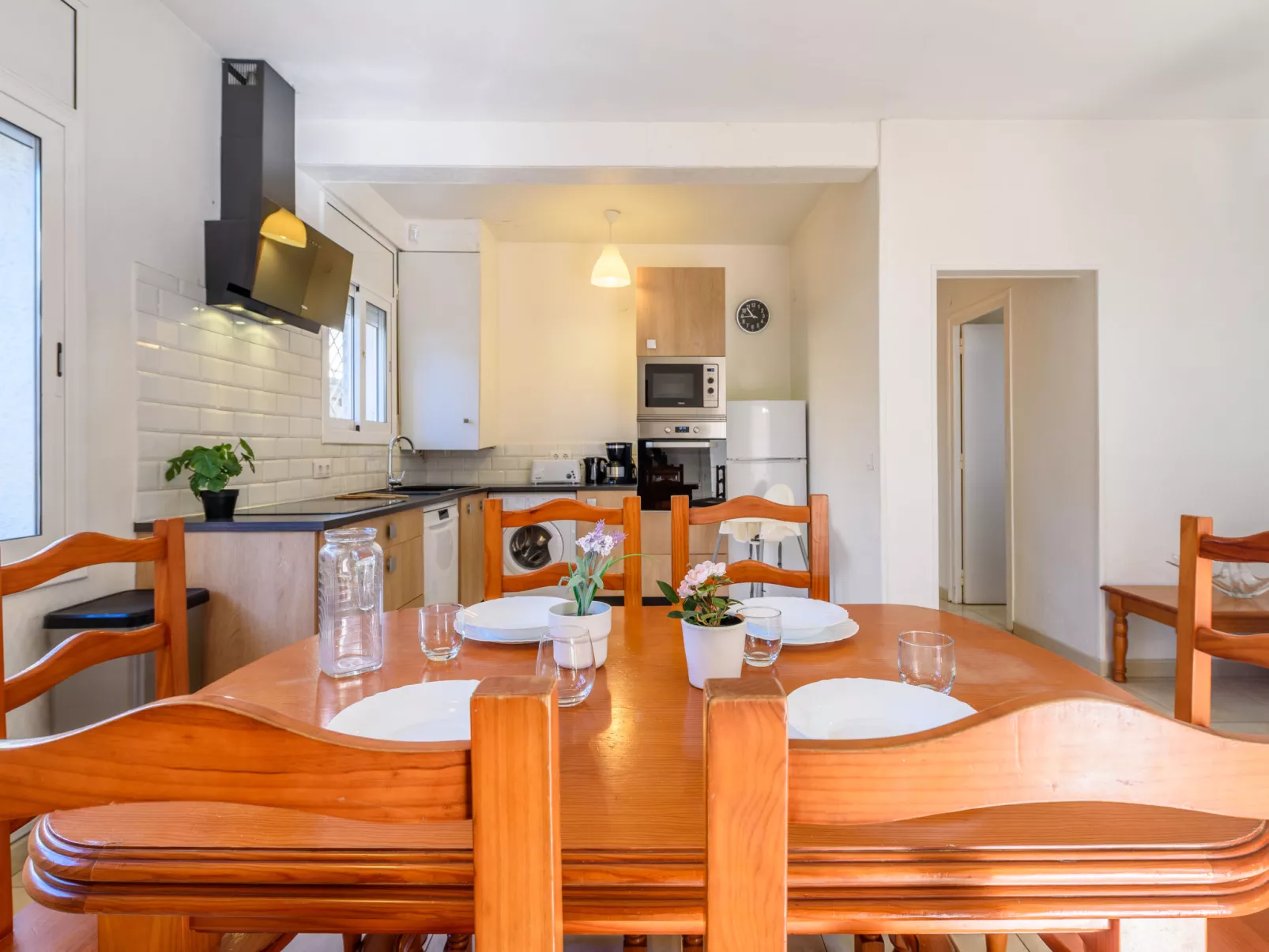 Sol Naciente - Binnen