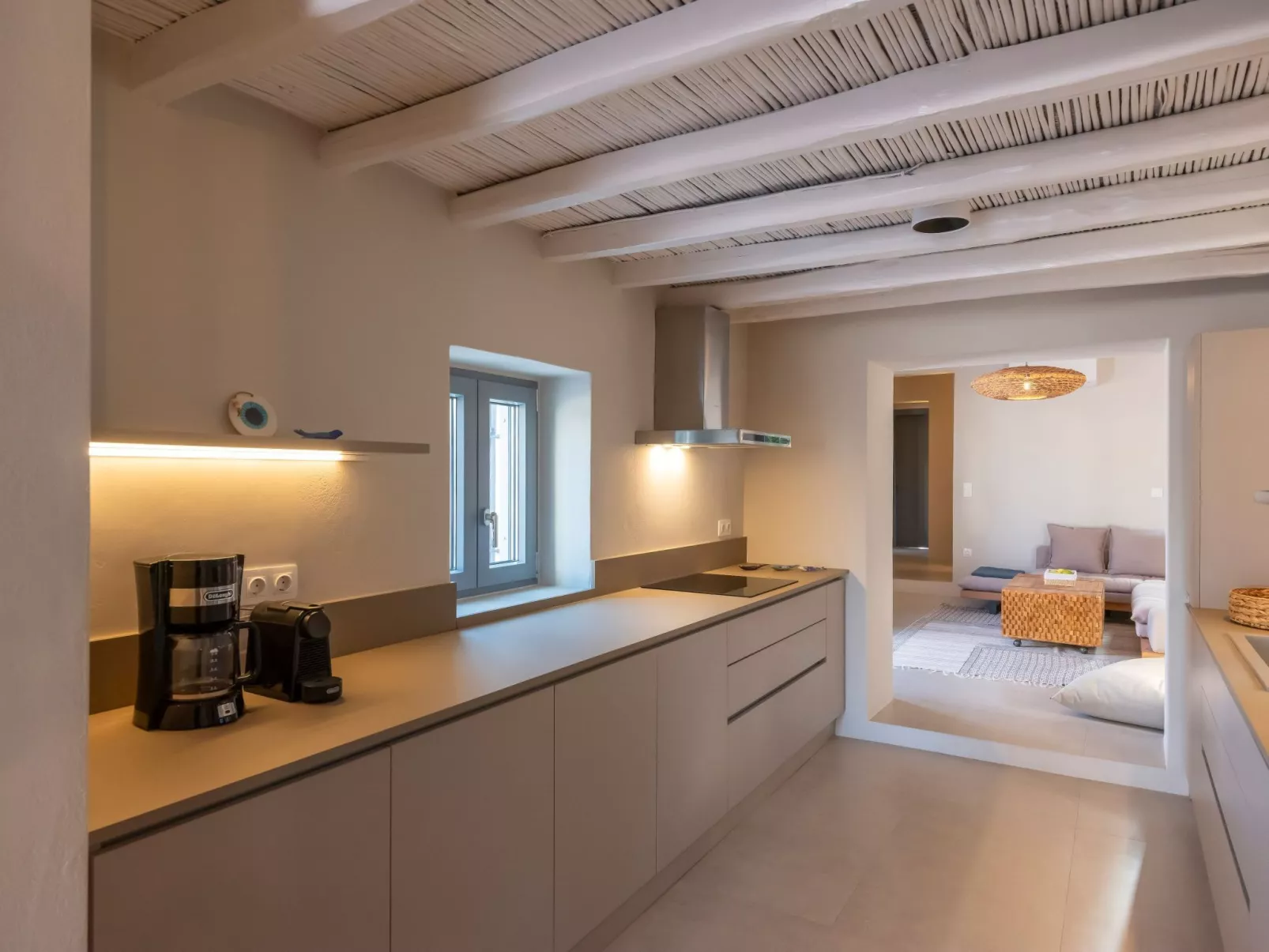 Sunset Gypsy stilvolles modernes Dorfhaus mit Whirlpool - Binnen