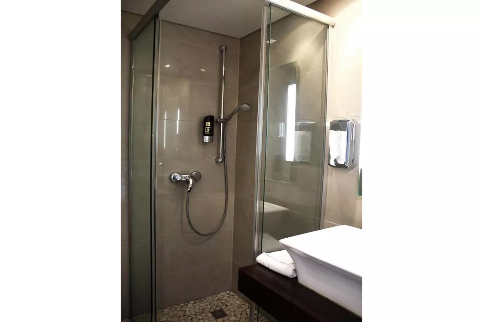 Budget Double Room - Badkamer