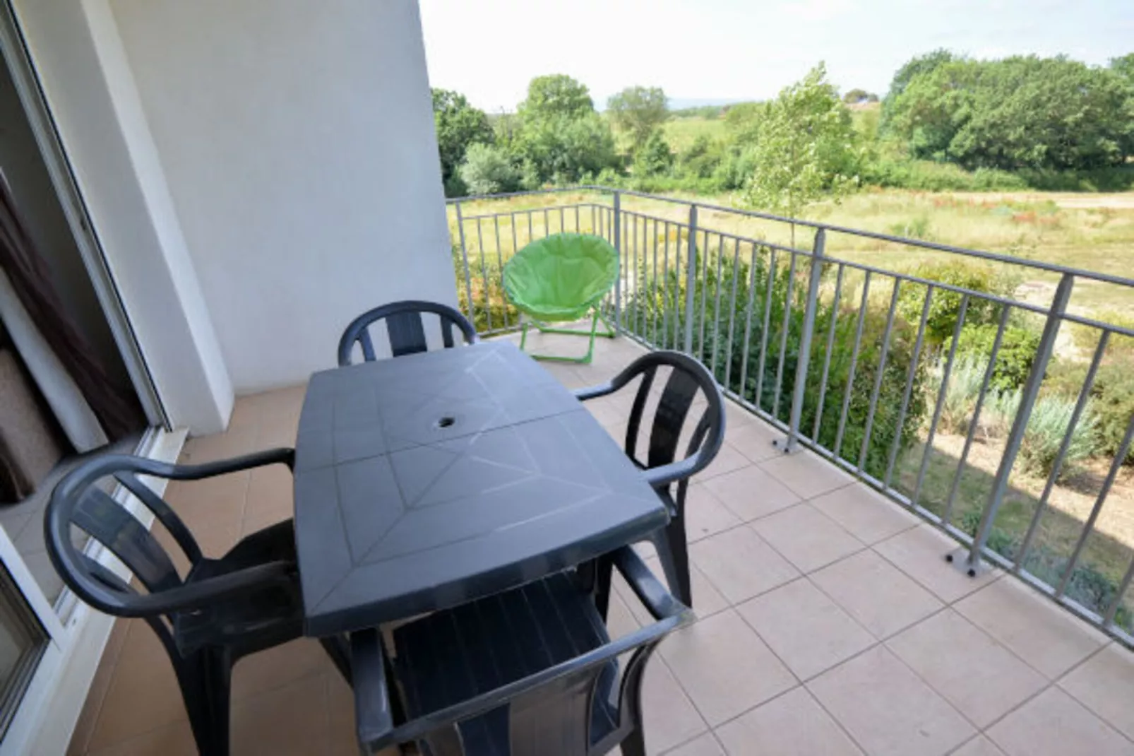 Résidence du Château de Jouarres - Azille // Studio 2 pers - Terrasbalkon