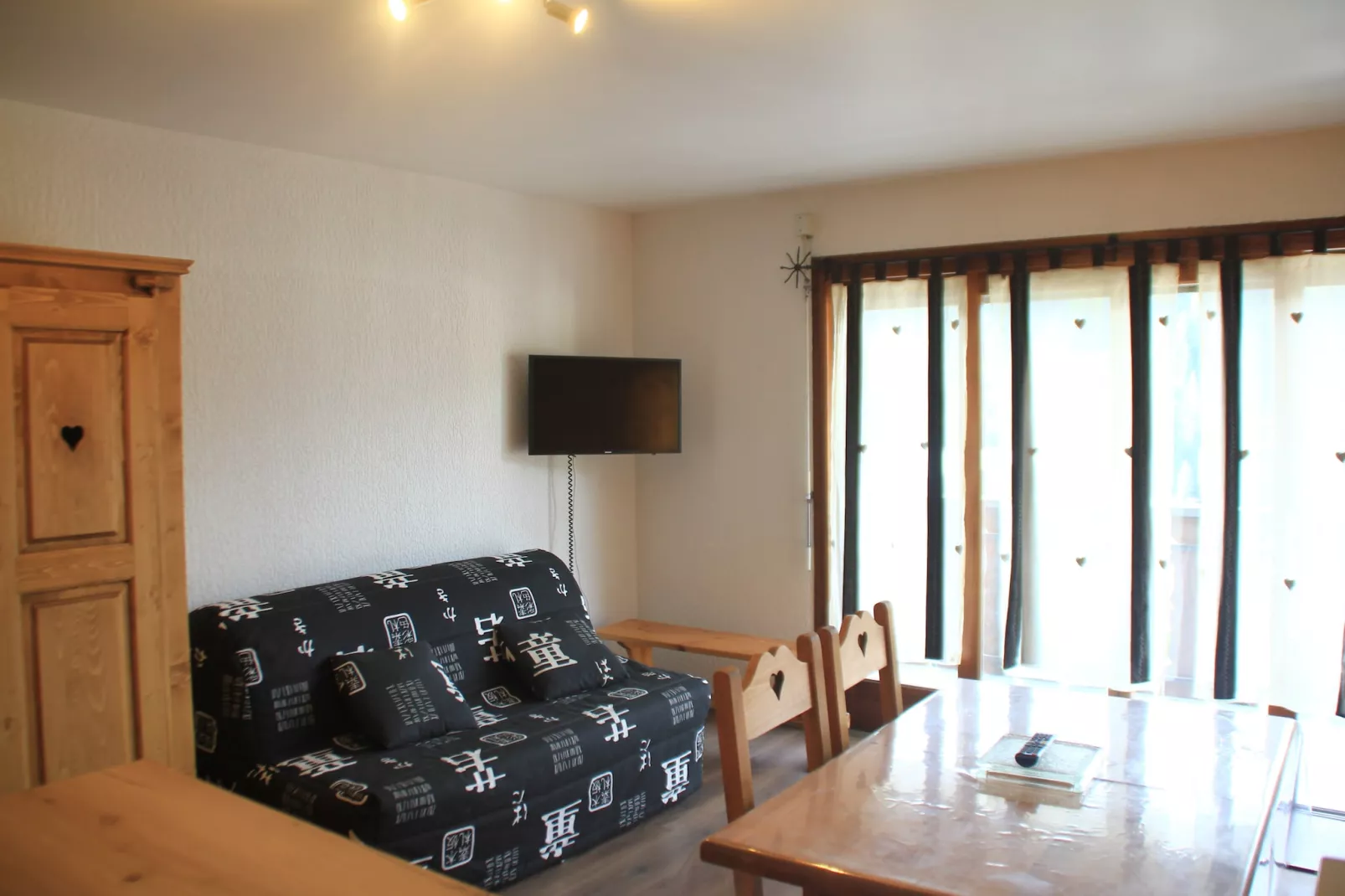 Tavaillons TV31 SWIMMING POOL & CENTER 4 Pers - Woonkamer