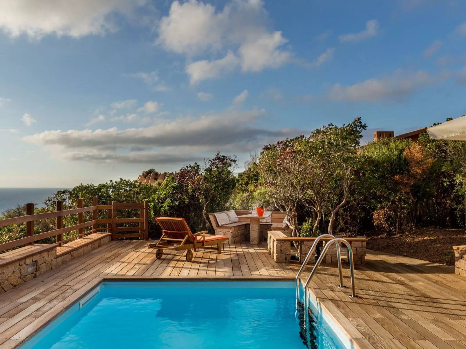 'Villa Beatrice' mit eigenem Pool - Buiten