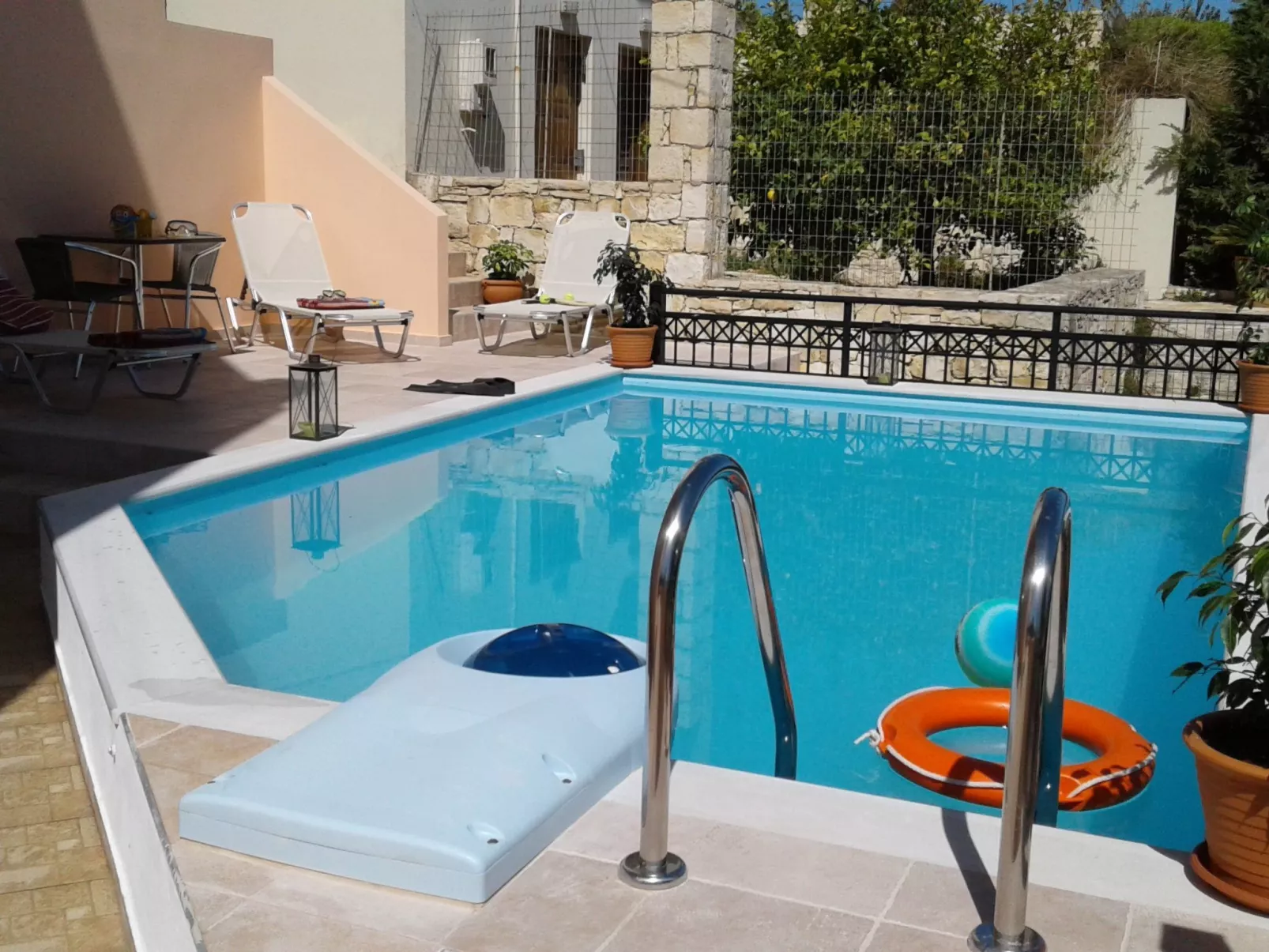 Ferienvilla "Diogenis Home" - Buiten